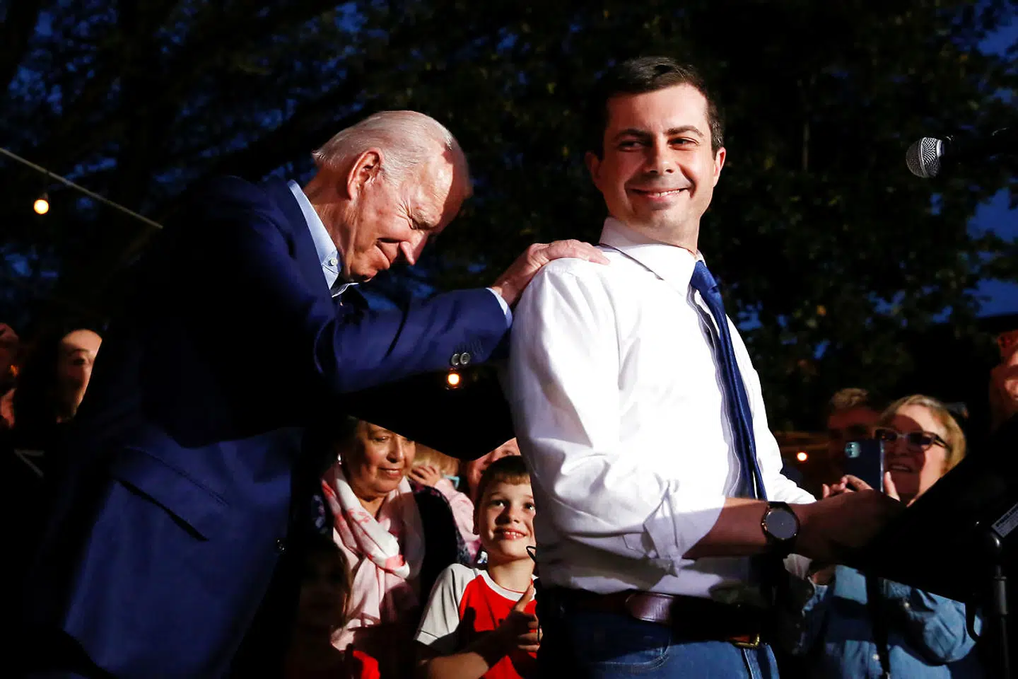 Pete Buttigieg støtter Joe Biden.