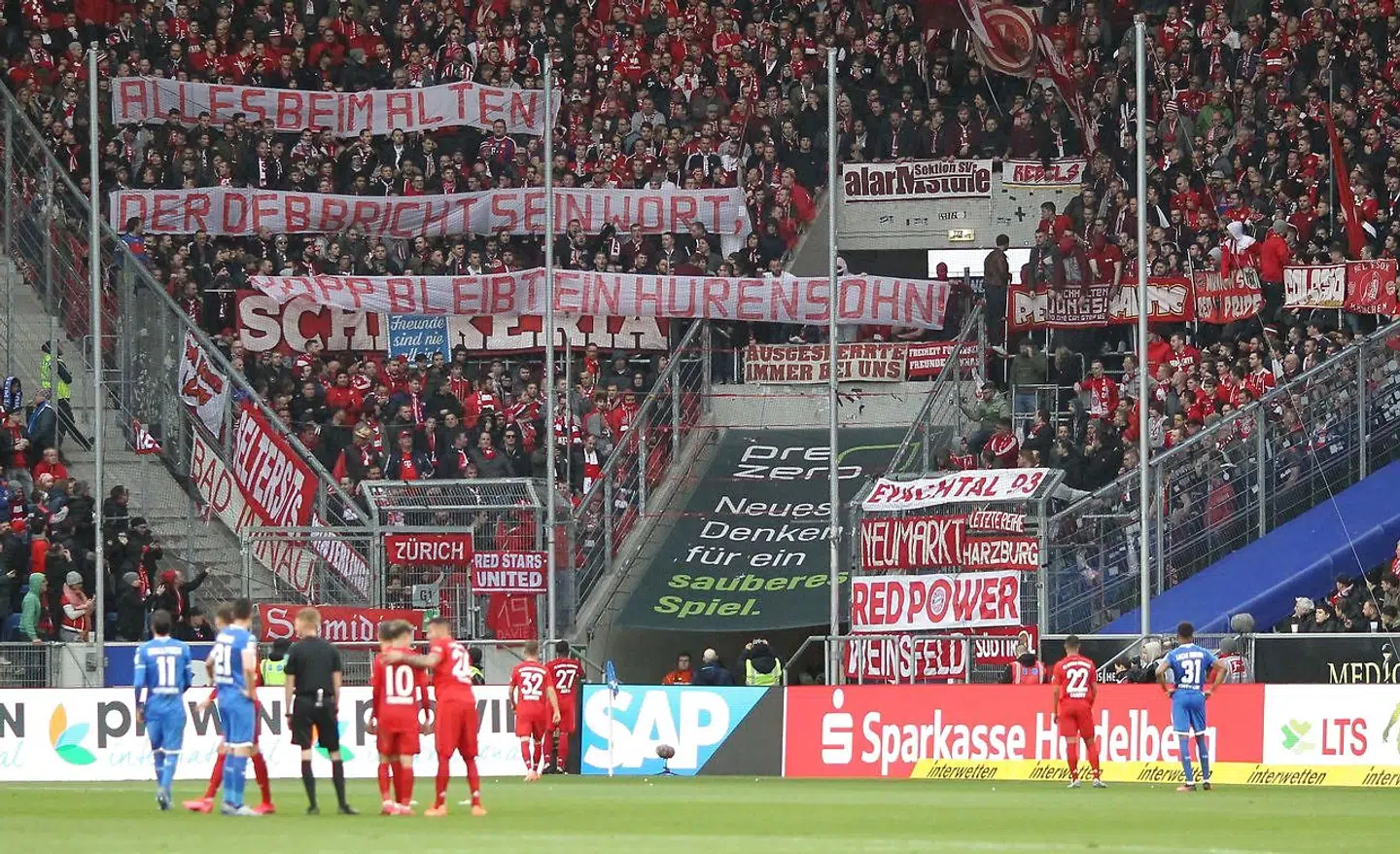 Bayern-fansenes protest i kampen mod Hoffenheim.