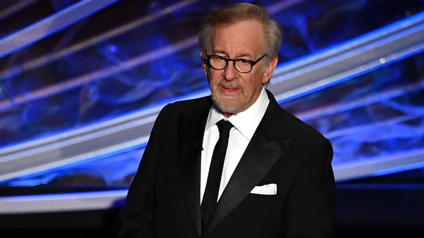 Steven Spielberg har hverken kommenteret sin datters karrierevalg eller hendes anholdelse.