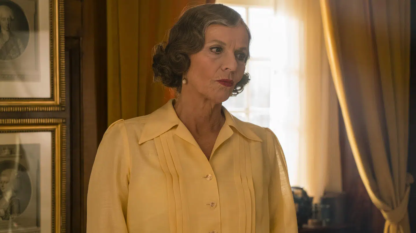 Benedikte Hansen spiller grevinde Anne-Grethe.