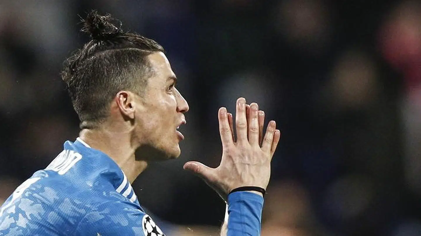 epa08250845 Cristiano Ronaldo of Juventus FC reacts during the UEFA Champions League round of 16 first leg soccer match between Olympique Lyon and Juventus FC in Lyon, France, 26 February 2020. EPA/YOAN VALAT