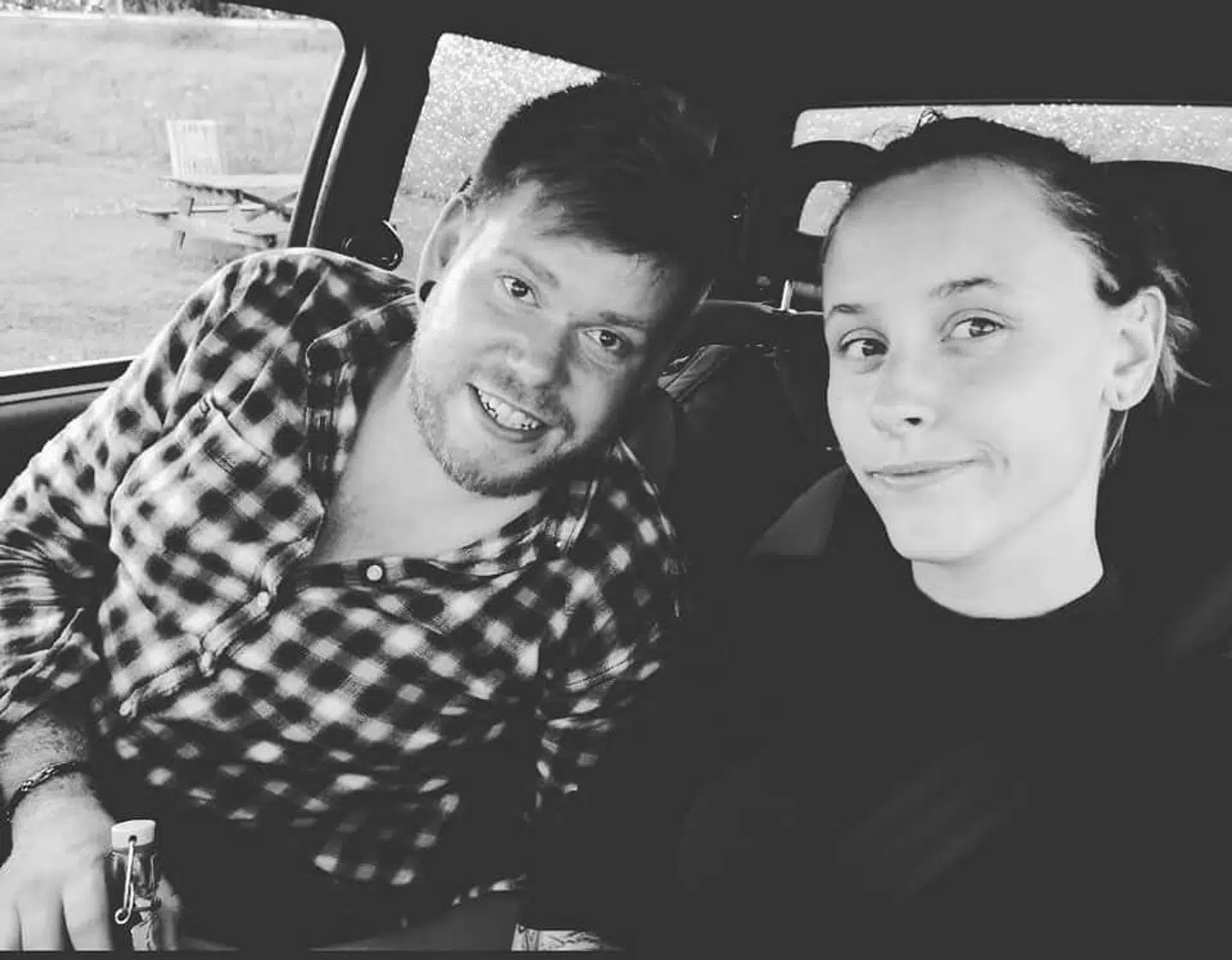 Maria Pedersen sammen med kæresten Ronni, inden han døde