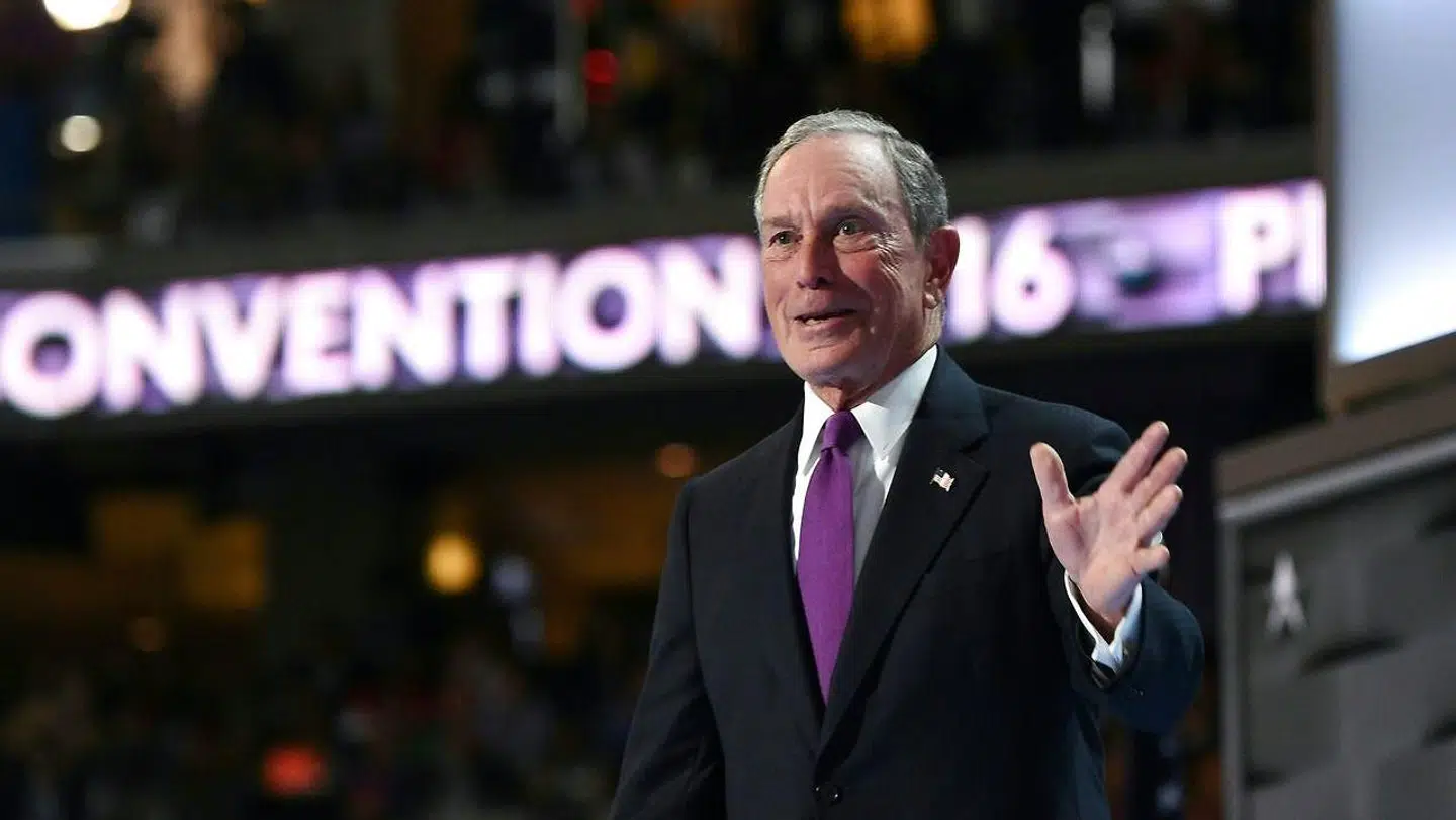 Som tidligere republikansk borgmester i New York vakte det opsyn, da Michael Bloomberg mødte op til Demokraternes konvent i 2016 og anbefalede en stemme på Hillary Clinton.