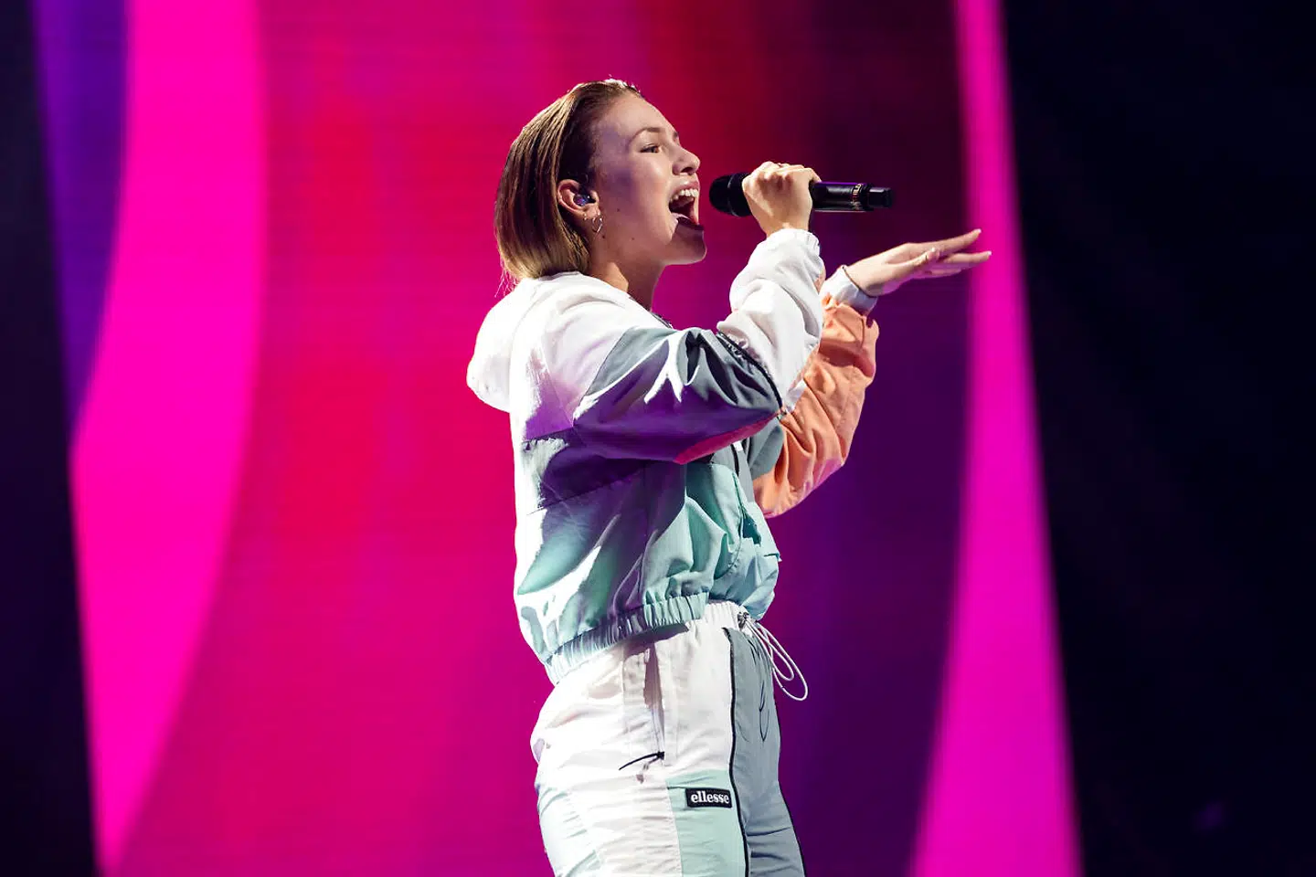 send2net Mathilde Caffey: "Boring People" af L Devine X Factor 13, liveshow 1, fredag den 21. februar 2020. (Foto: Martin Sylvest/Ritzau Scanpix 2020)