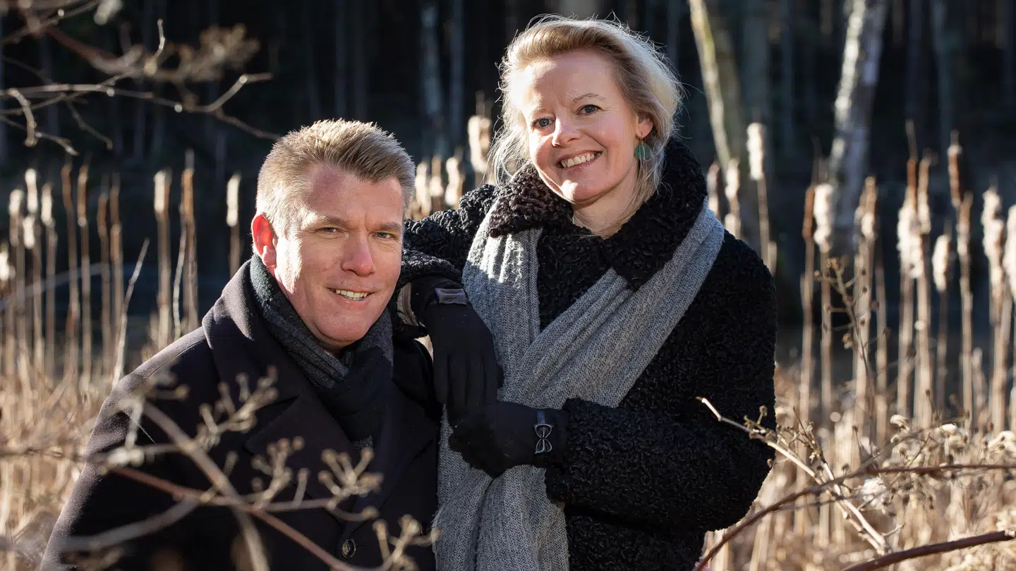 Heidi von Bülow og Brian Bouet Smith er gift på 21. år og har en søn på 15 år.