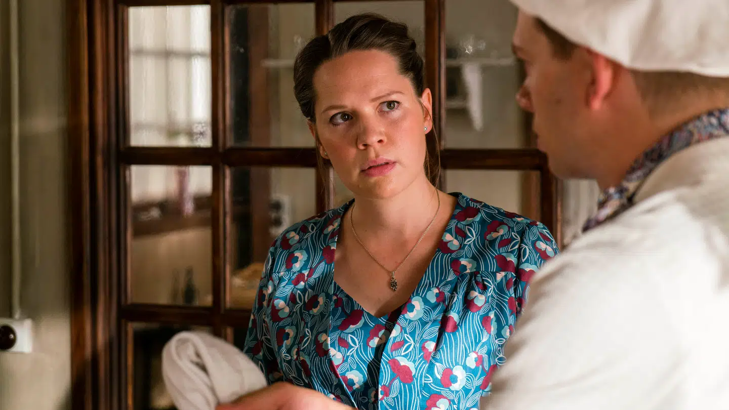 Amanda og Hr. Dupont.