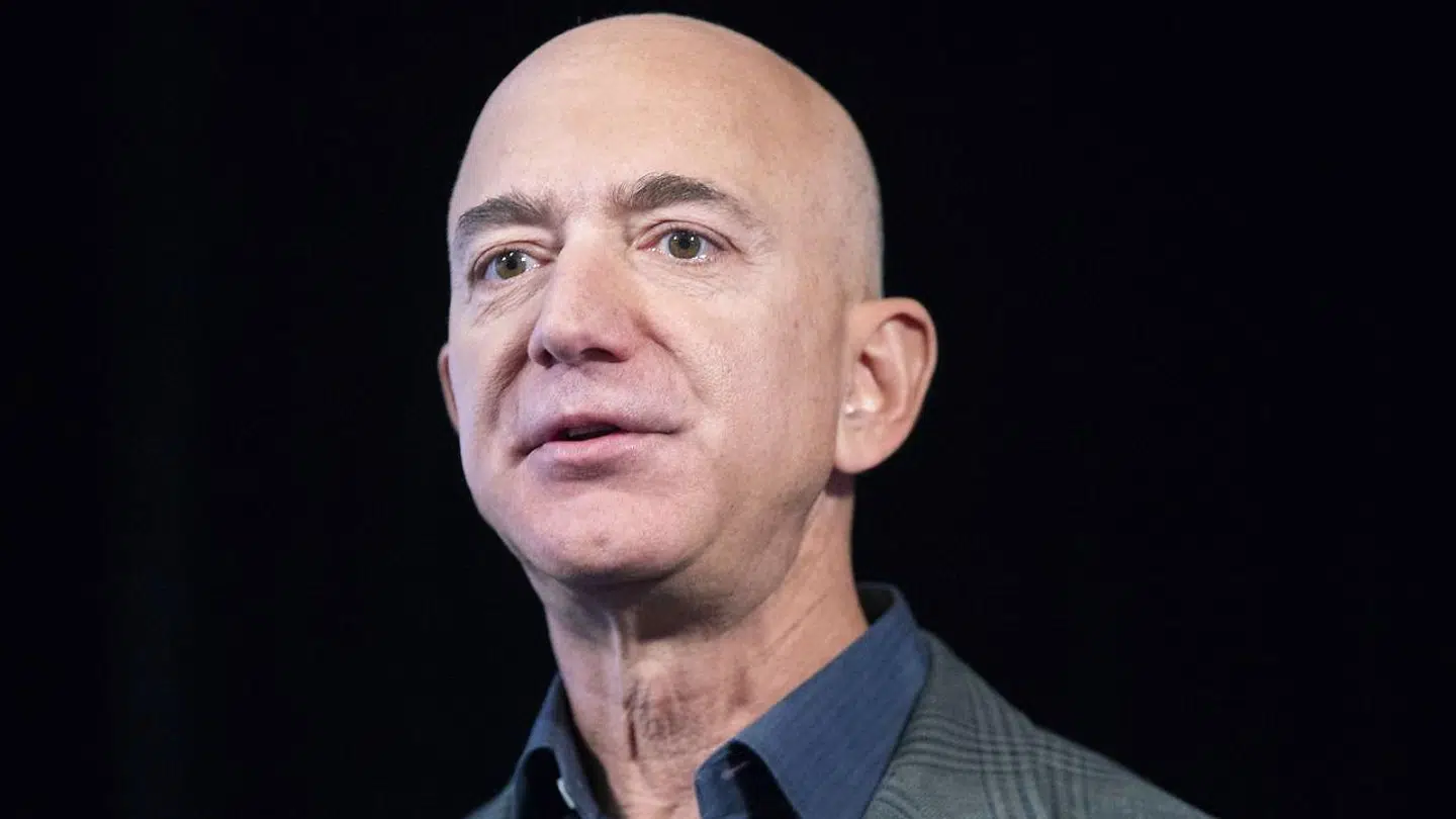 Amazons Jeff Bezos er allerede verdens rigeste mand. Torsdag tjente han på få minutter adskillige milliarder mere. (Arkivfoto)