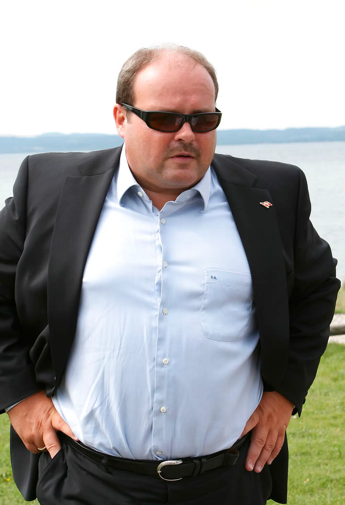 Dansk Folkepartis folketingsgruppe var samlet til sommermøde i Ebeltoft. Her pressechef Søren Søndergaard