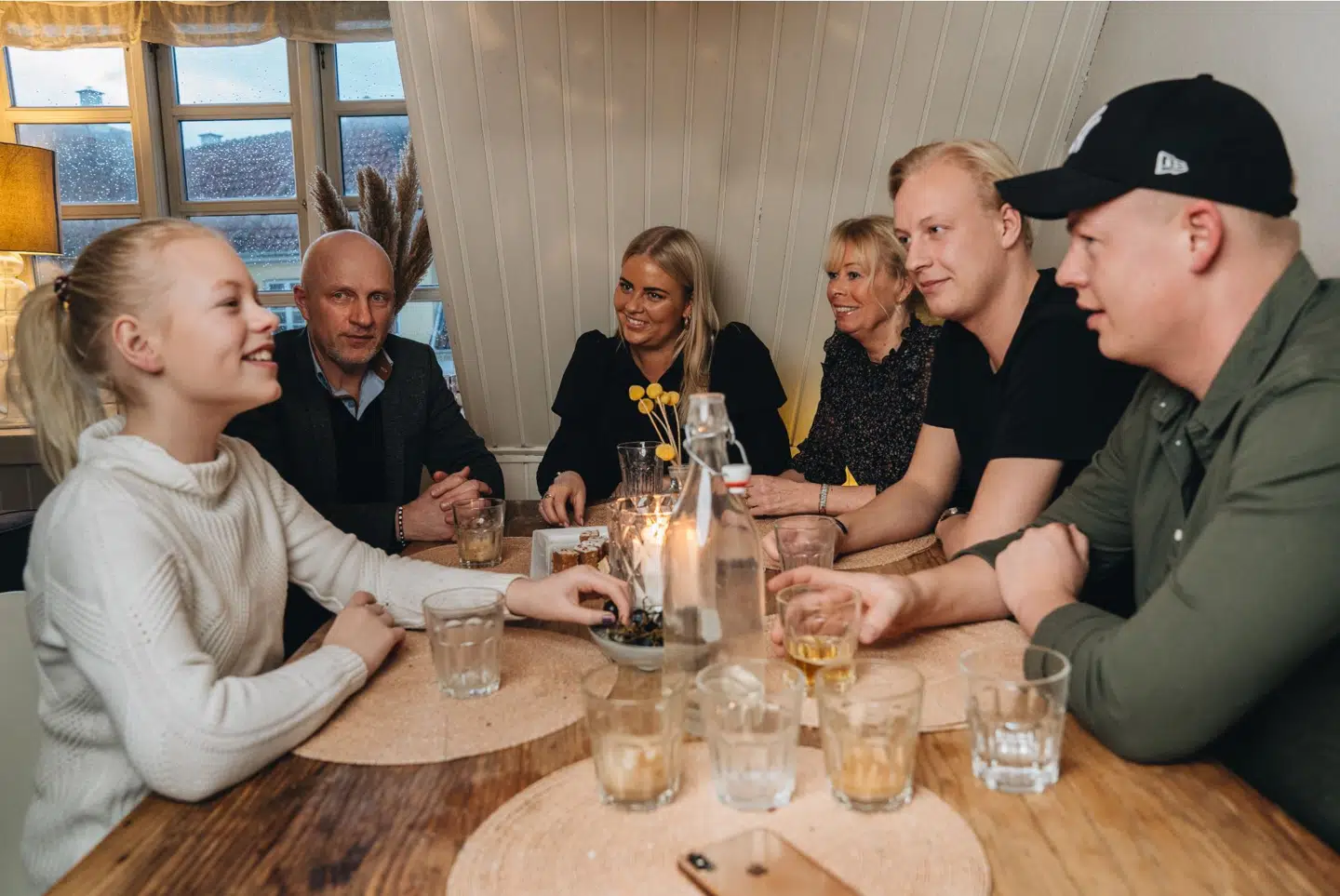 Familien Klit samlet på ni-årsdagen for Præstøulykken