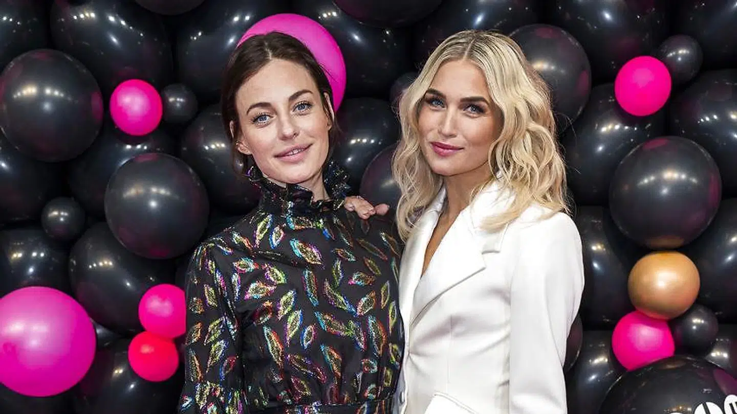 Sarah Grünewald(tv) og Christianne Schaumburg Müller. Rød løber - Gæster ankommer til ZULU Awards (Foto: Martin Sylvest/Ritzau Scanpix 2020)