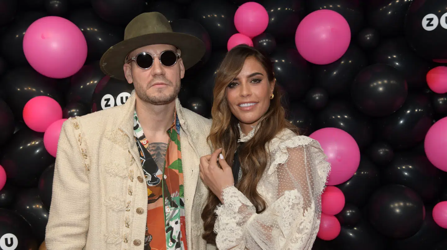 Nicklas Bendtner ankom i stor stil på den røde løber. Her sammen med kæresten Philine Roepstorff.