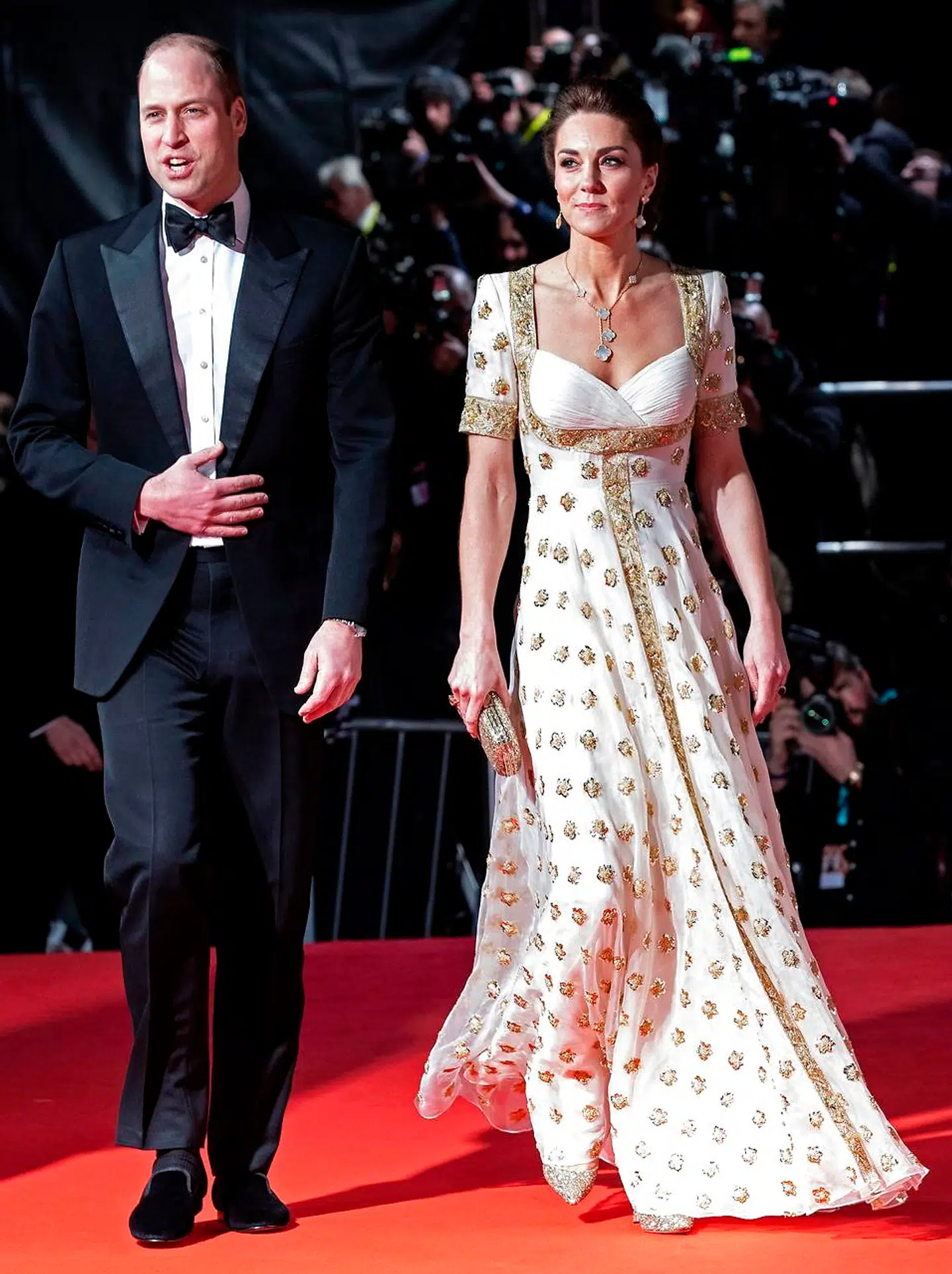 Denne smukke kjole, som Kate bar i begyndelsen af februar er også fra Alexander McQueen.