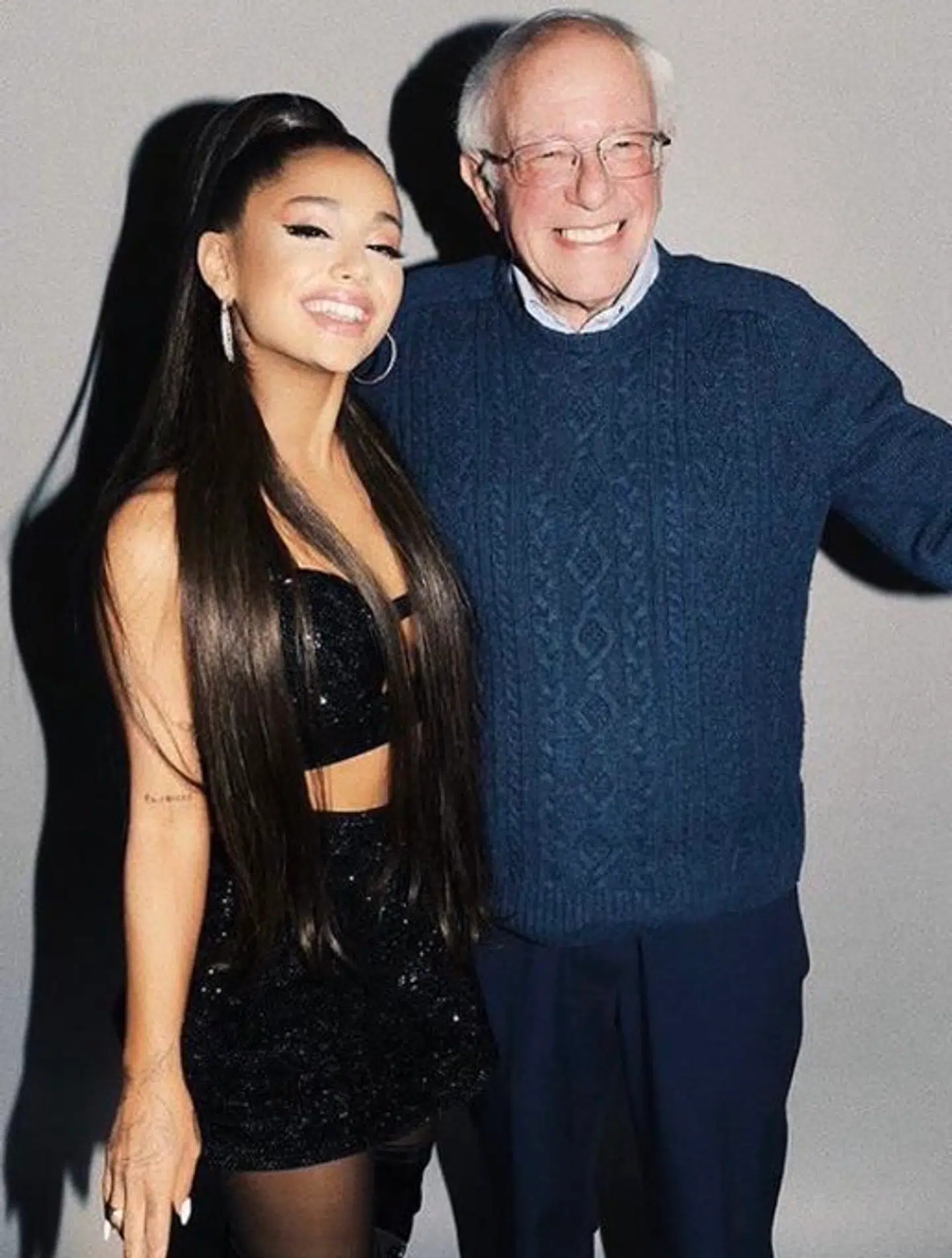 Ariana Grande og hendes politiske idol Bernie Sanders