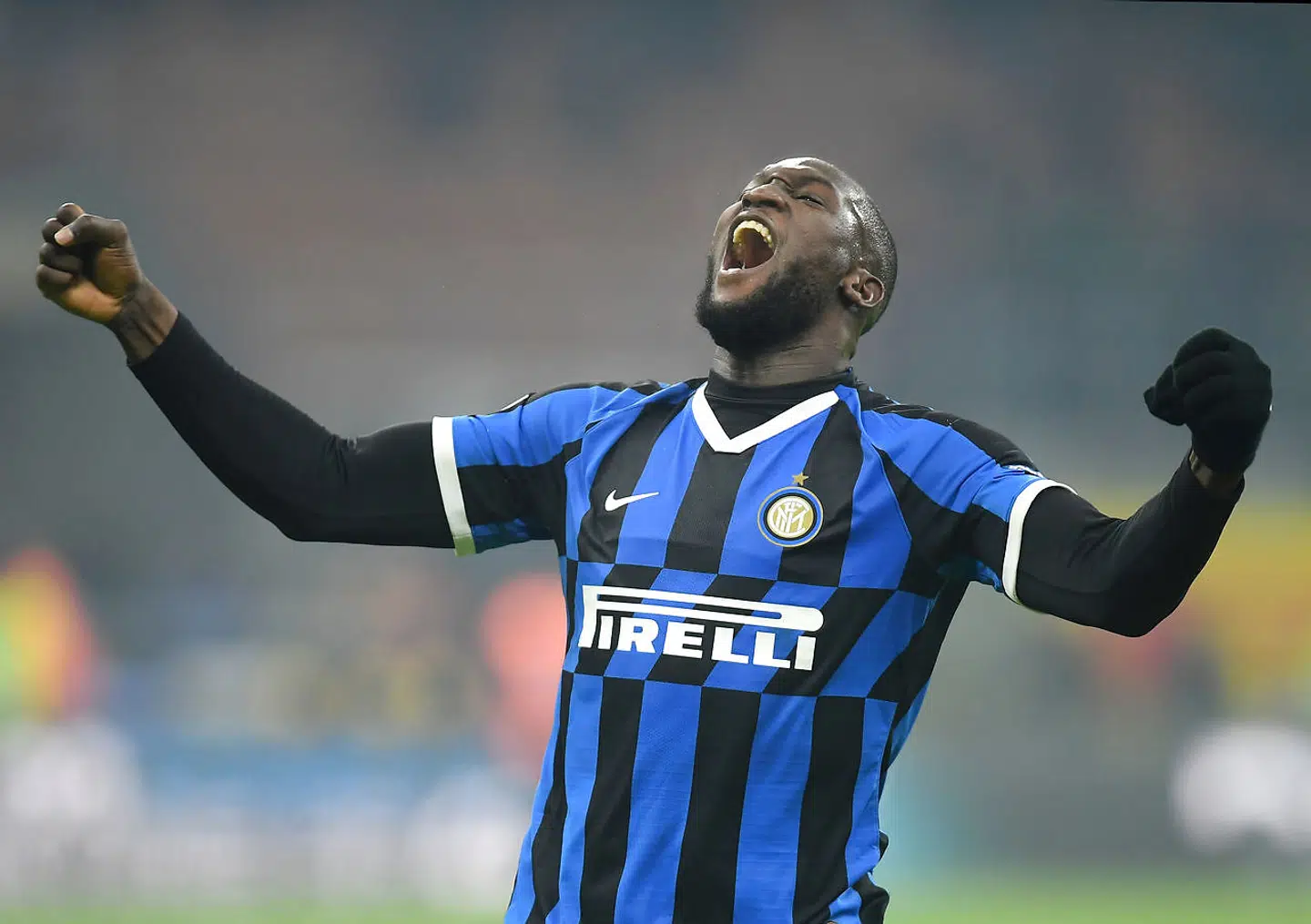 Romelu Lukaku brøler: Inter slår AC Milan i et hæsblæsende opgør.