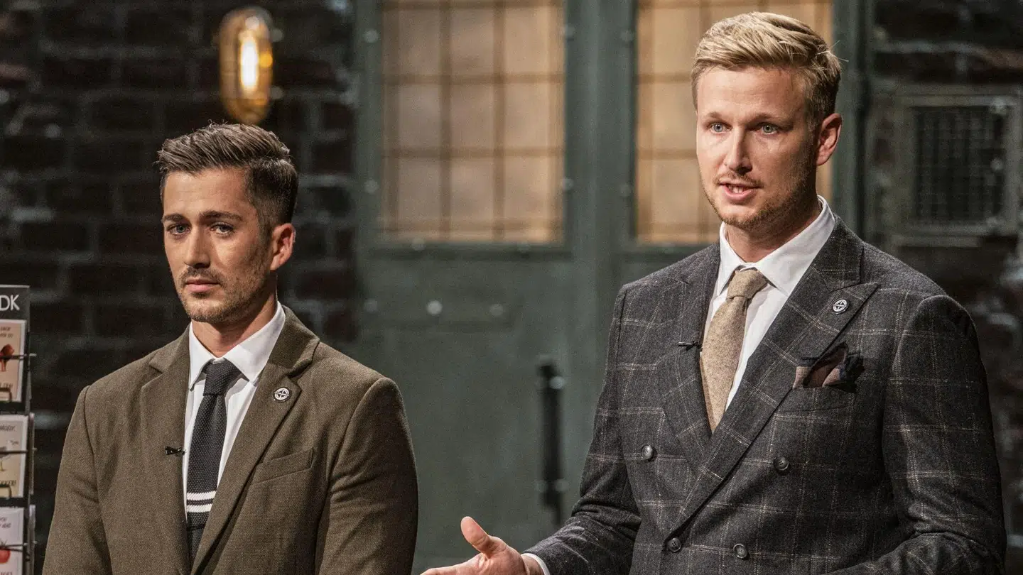 Det var to veloplagte og velklædte herrer, der præsenterede deres virksomhed for løverne.