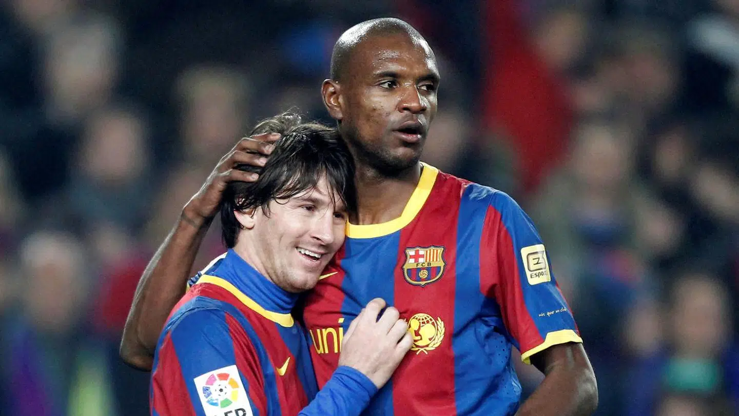 Lionel Messi og Eric Abidal har tidligere været holdkammerater i FC Barcelona.