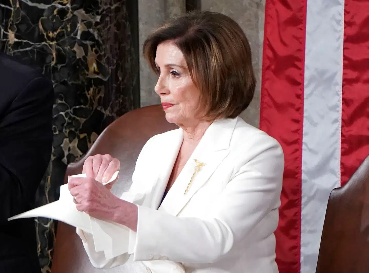 Speaker of the House Nancy Pelosi (D-CA) rips up U.S. President Donald Trump's speech following his State of the Union Address to a joint session of Congress in the House Chamber of the U.S. Capitol in Washington, U.S., February 4, 2020. REUTERS/Joshua Roberts