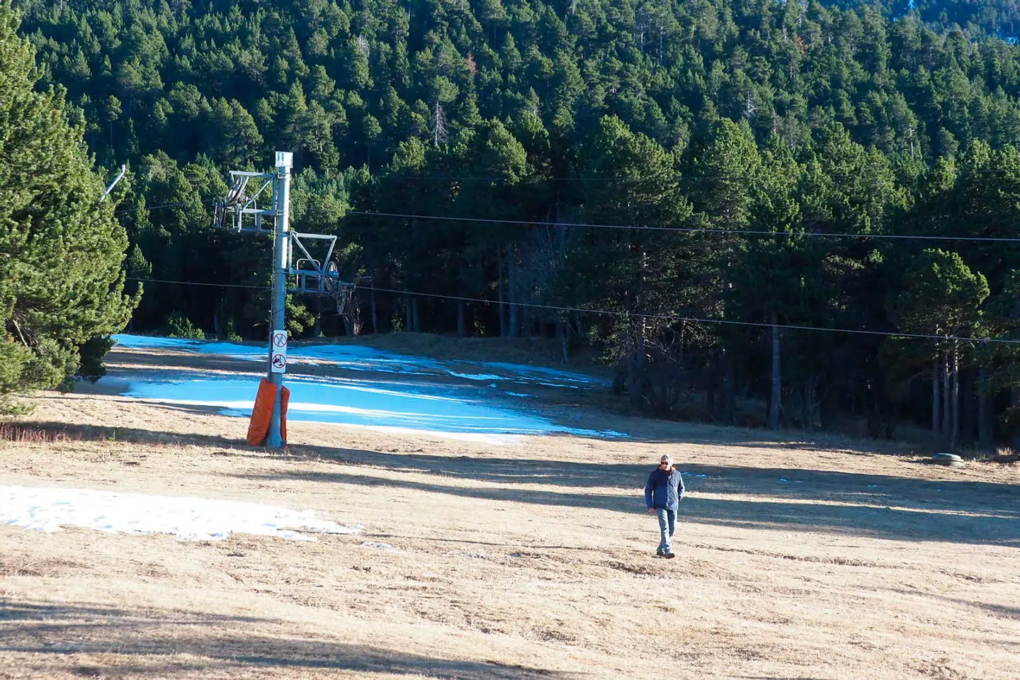 I januar 2019 kunne skisportstedet Cambre d'Aze i franske Eyne ikke åbne en eneste af deres 23 pister på grund af manglende sne. AFP.