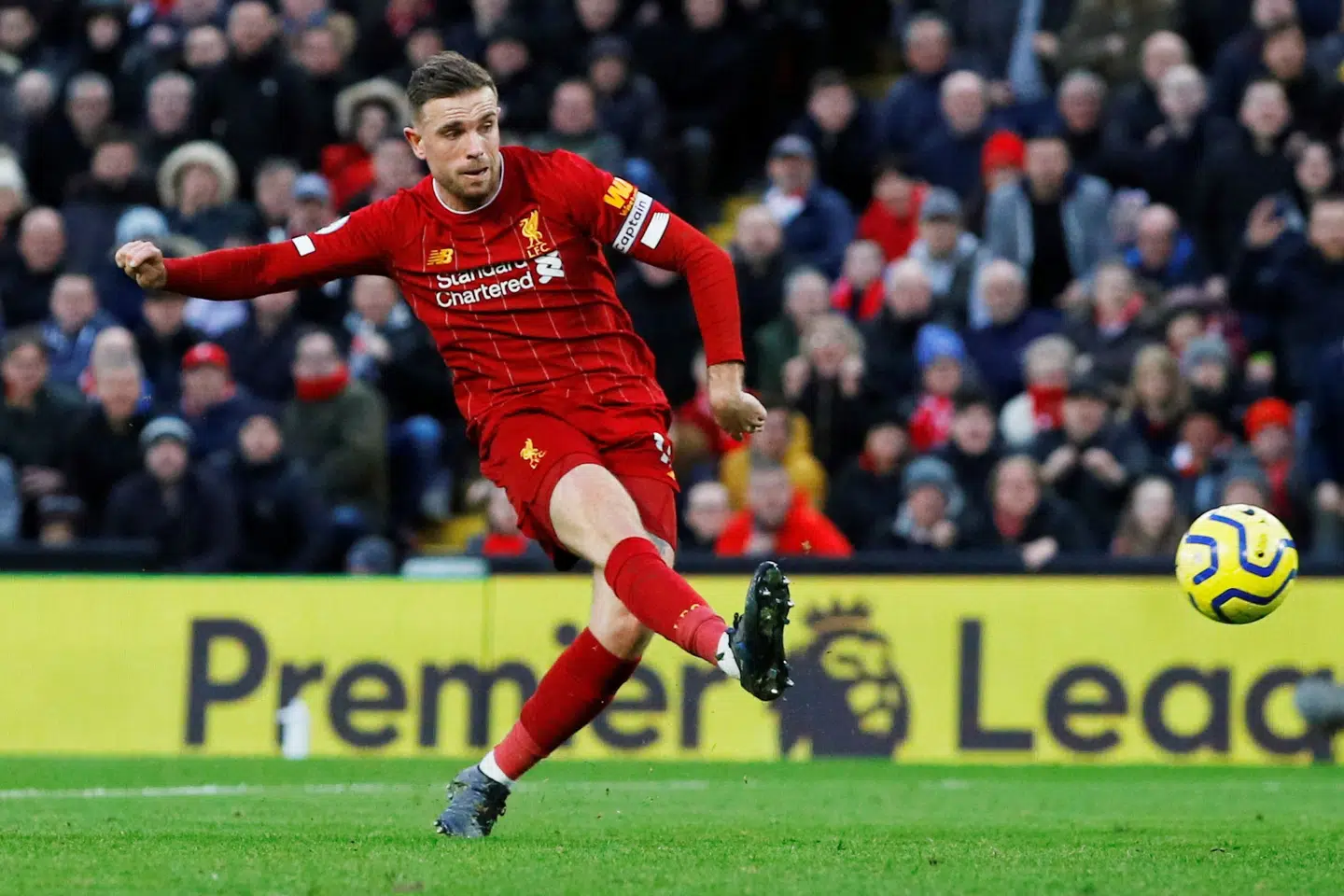 Jordan Henderson scorede til 2-0 og lagde senere på til Mohamed Salahs mål. Phil Noble/Reuters