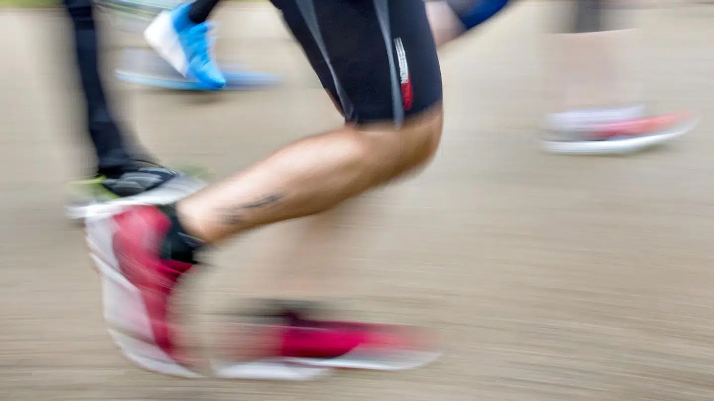 Tag den med ro i starten, når du går i gang med at træne. Ellers risikerer du at få skader. (Arkivfoto)