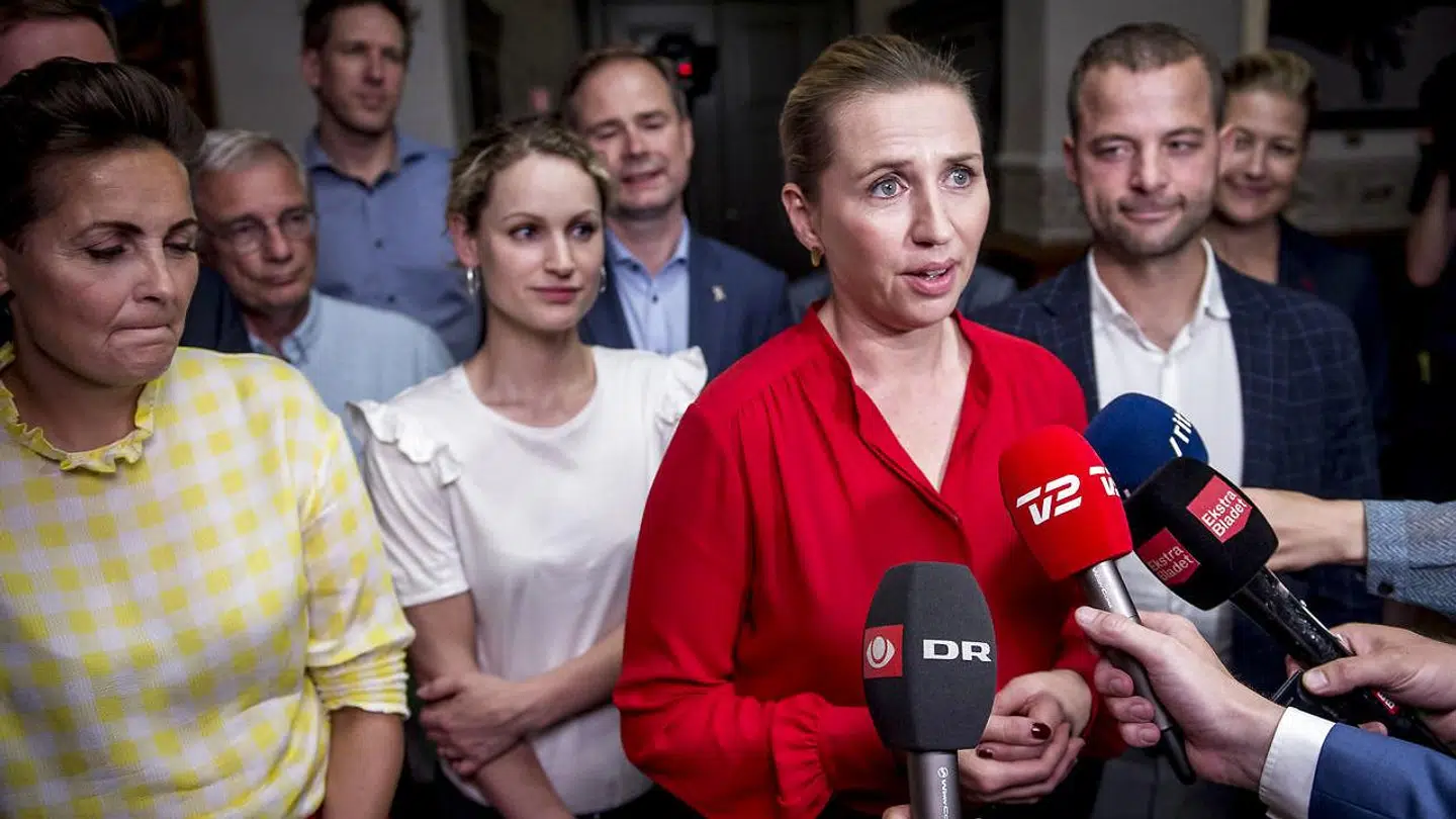 Rød blok, da man var nået til enighed om det fælles forståelsespapir sidste år. Nu er hvedebrødsdagene ovre for Mette Frederiksen, mener politisk kommentator.