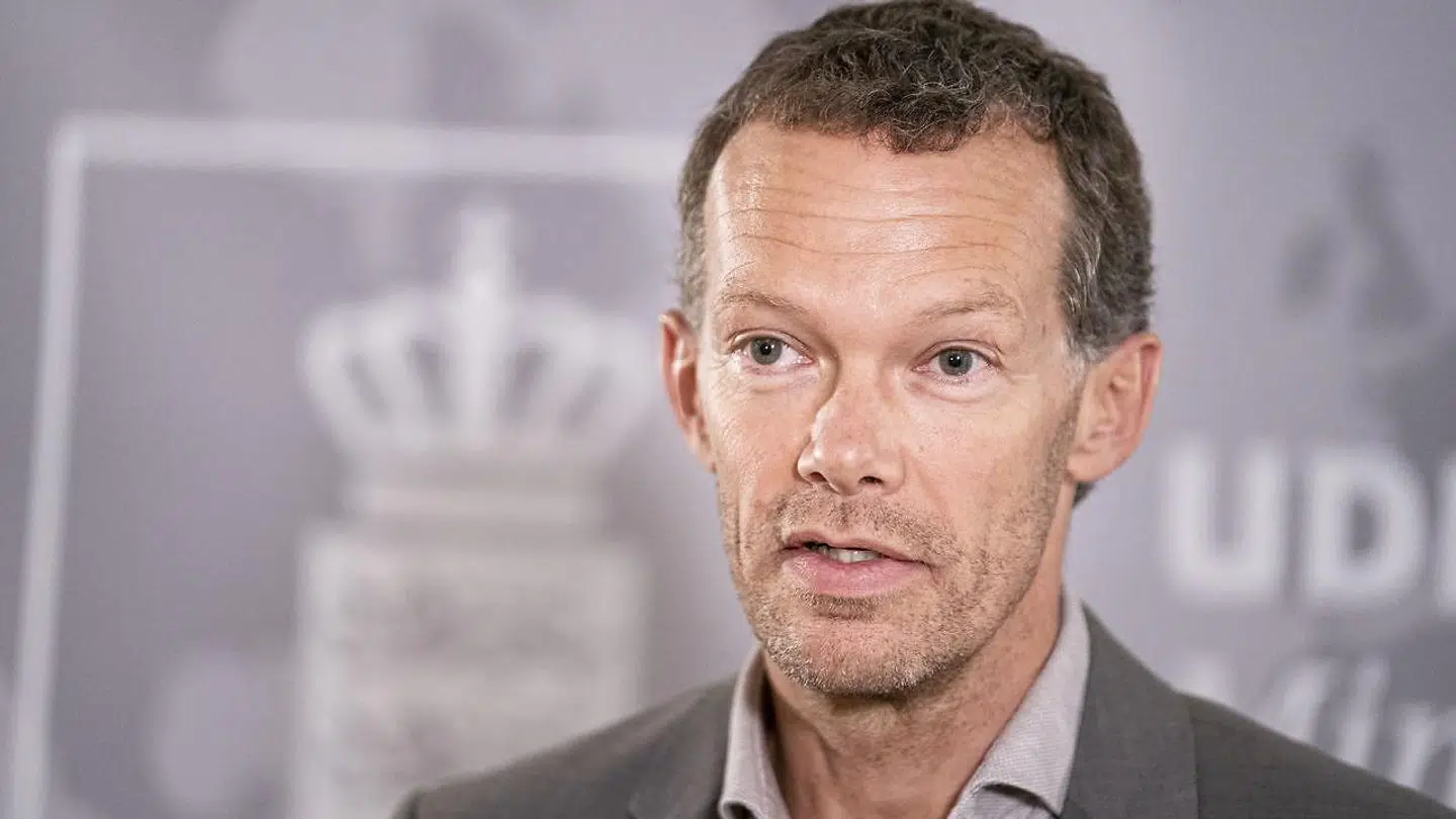 Erik Brøgger Rasmussen, direktør for Organisation og Borgerservice, svarede på spørgsmål, efter udenrigsminister Jeppe Kofod (S) havde doorstep om fælles evakuering fra Kina i forbindelse med corona-virus i Udenrigsministeriet.