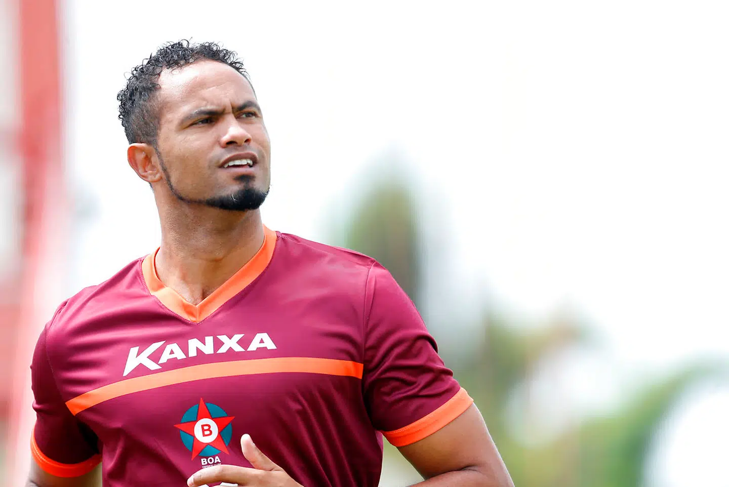 Bruno Fernandes kortvarigt på græs for Boa Esporte i 2017.