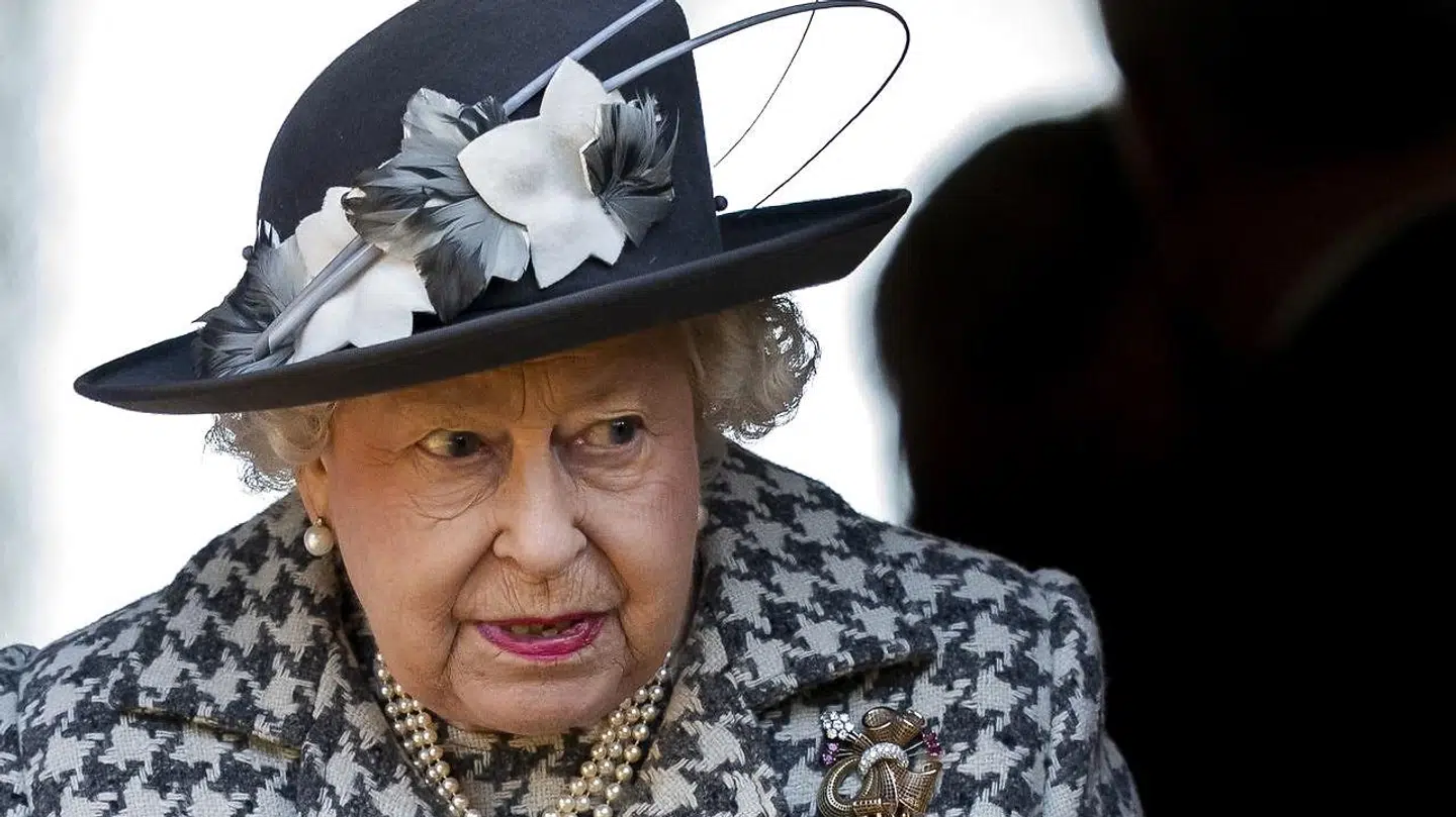 Dronning Elizabeth besluttede hurtigt at fratage Harry og Meghan titler og apanage.