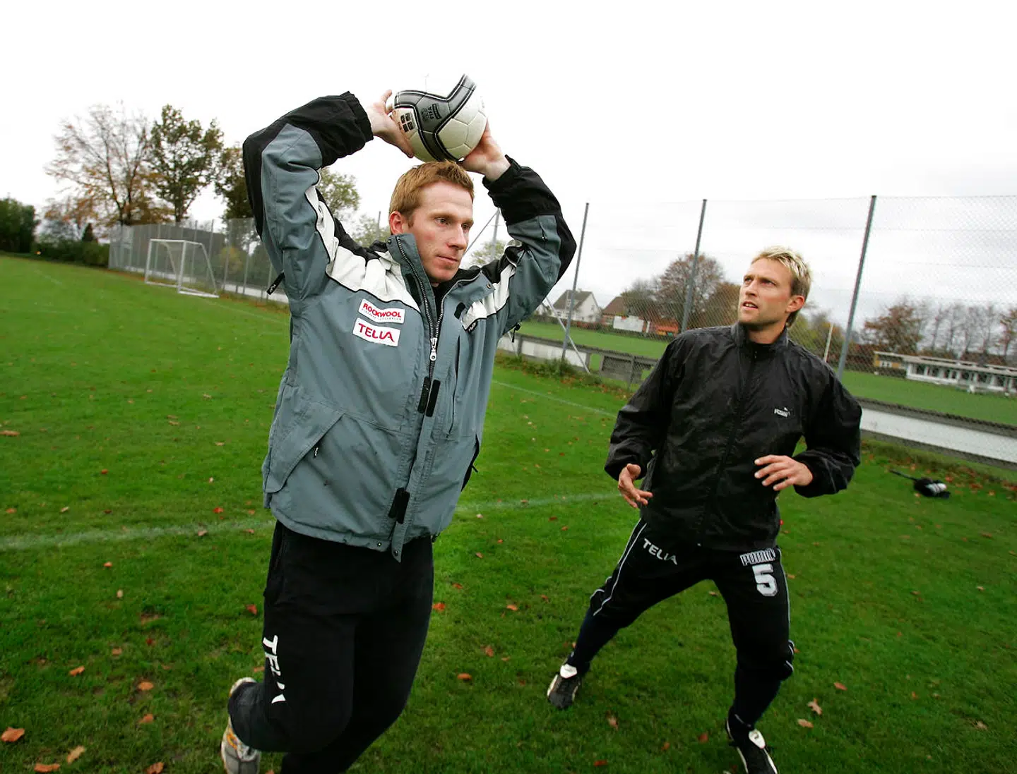 Thomas Grønnemark har i mange år trænet danske klubber i indkast - her Viborg i 2004.