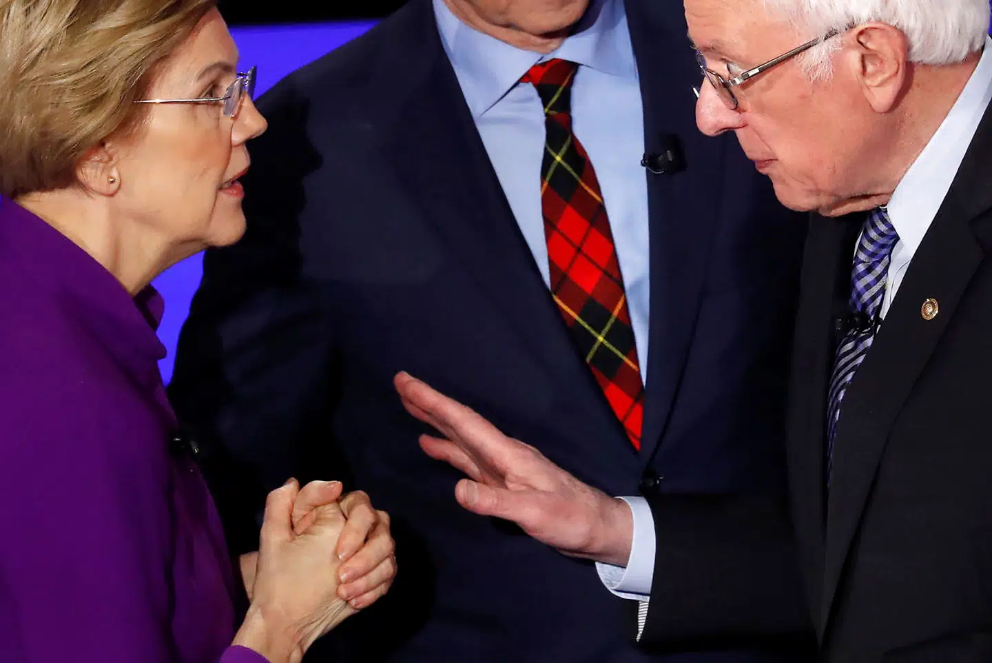 Bernie Sanders har angiveligt sagt til Elizabeth Warren, han ikke mener, at en kvinde kan være præsident i USA.