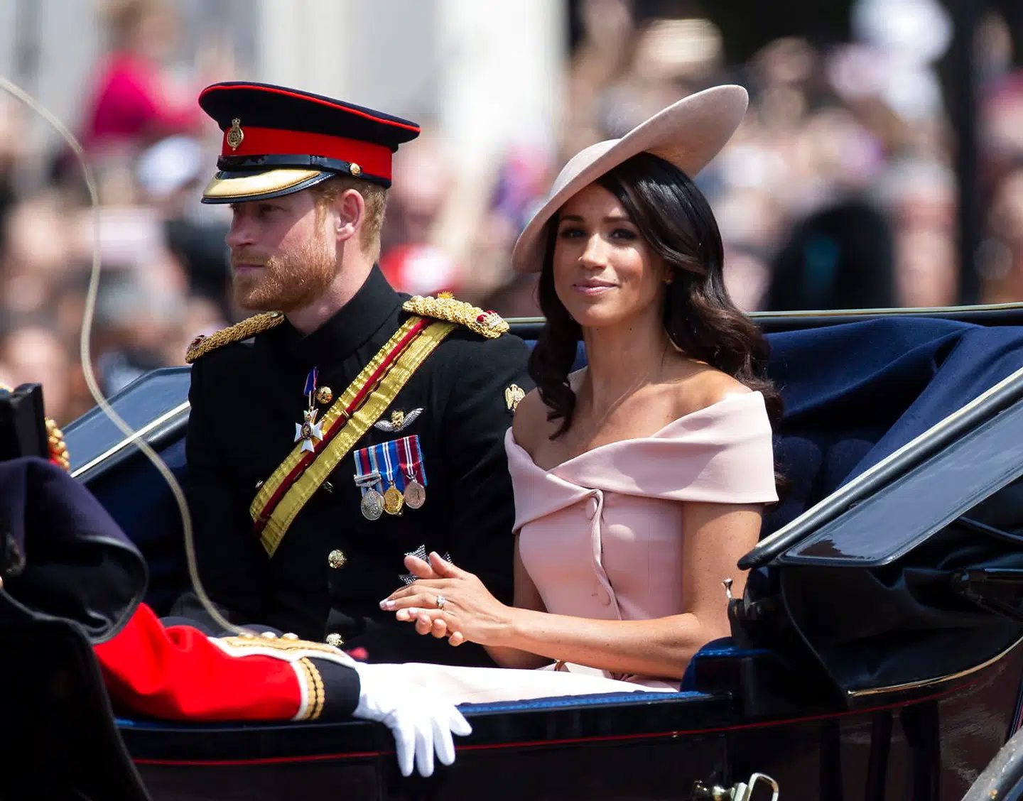 Sandsynligheden for, at prins Harry og Meghan vender tilbage til kongehuset er lille, mener eksperter.
