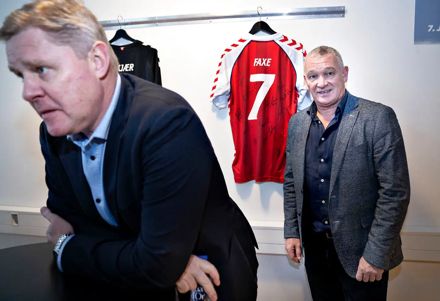 Den nye programserie Kampklar følger en række tidligere landsholdsspillere, der får tre måneder til at komme i form til en kamp.