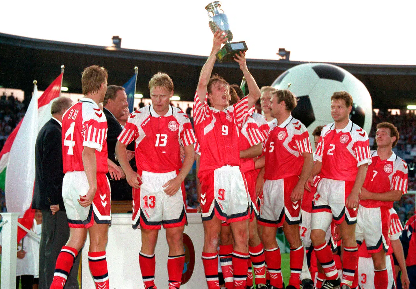 Henrik 'Store' Larsen og John 'Faxe' Jensen var begge med, da Danmark vandt EM-guld i 1992.
