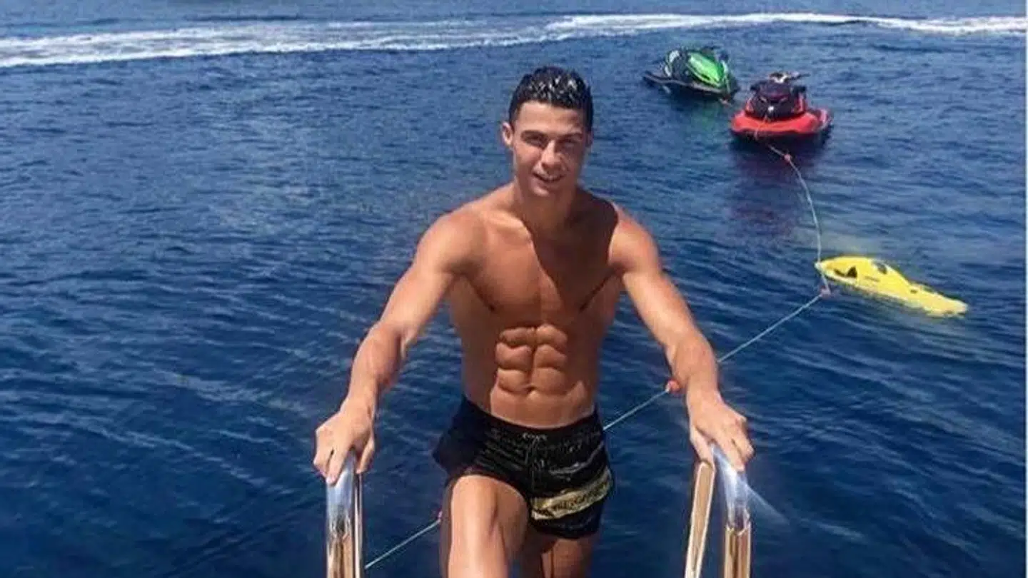 Cristiano Ronaldo på ferie tidligere i år.