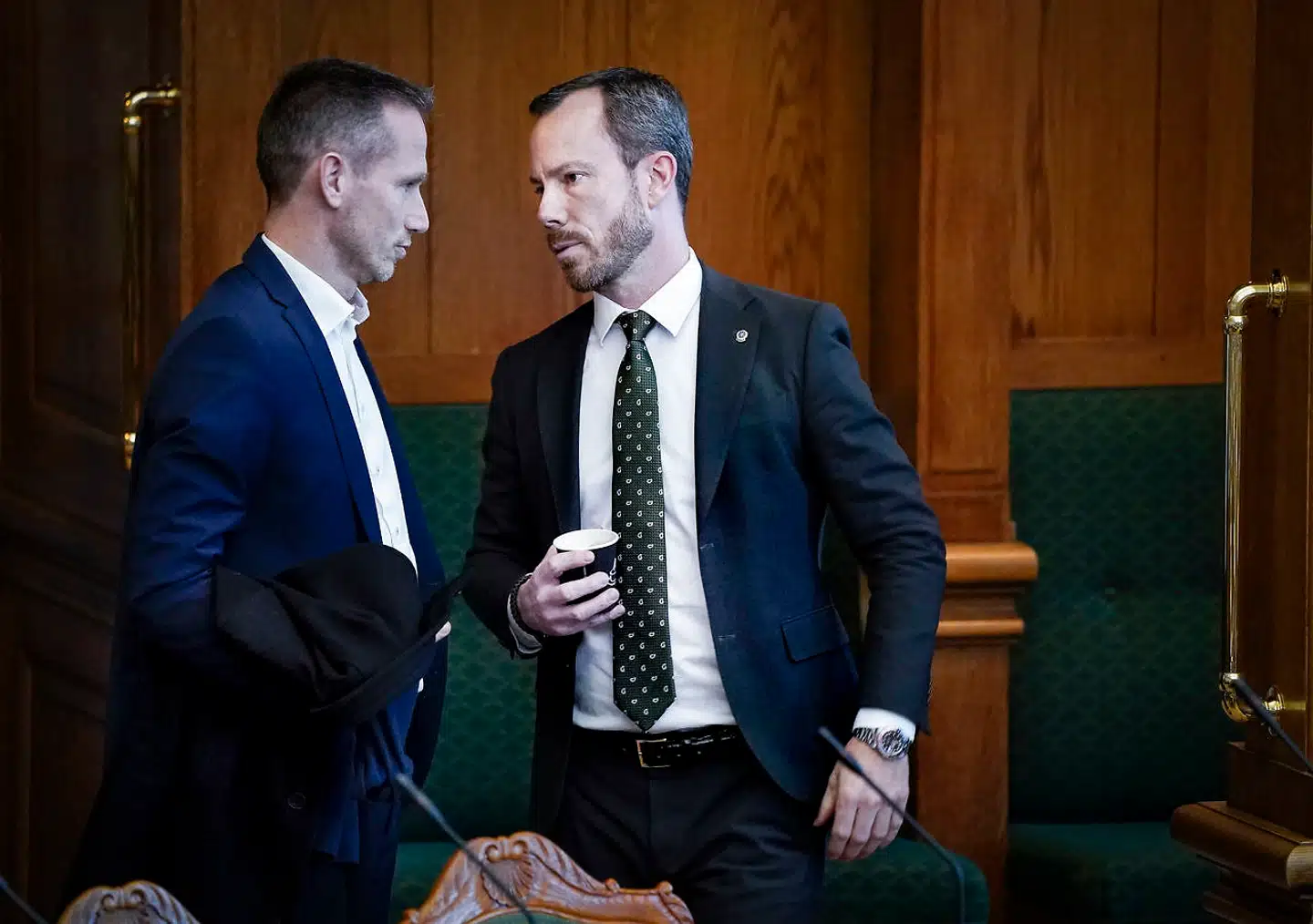 Kristian Jensen og Jakob Ellemann-Jensen inden formanden fyrede den detroniserede næstformand fra alle tillidsposter. Foto: Liselotte Sabroe / Ritzau Scanpix