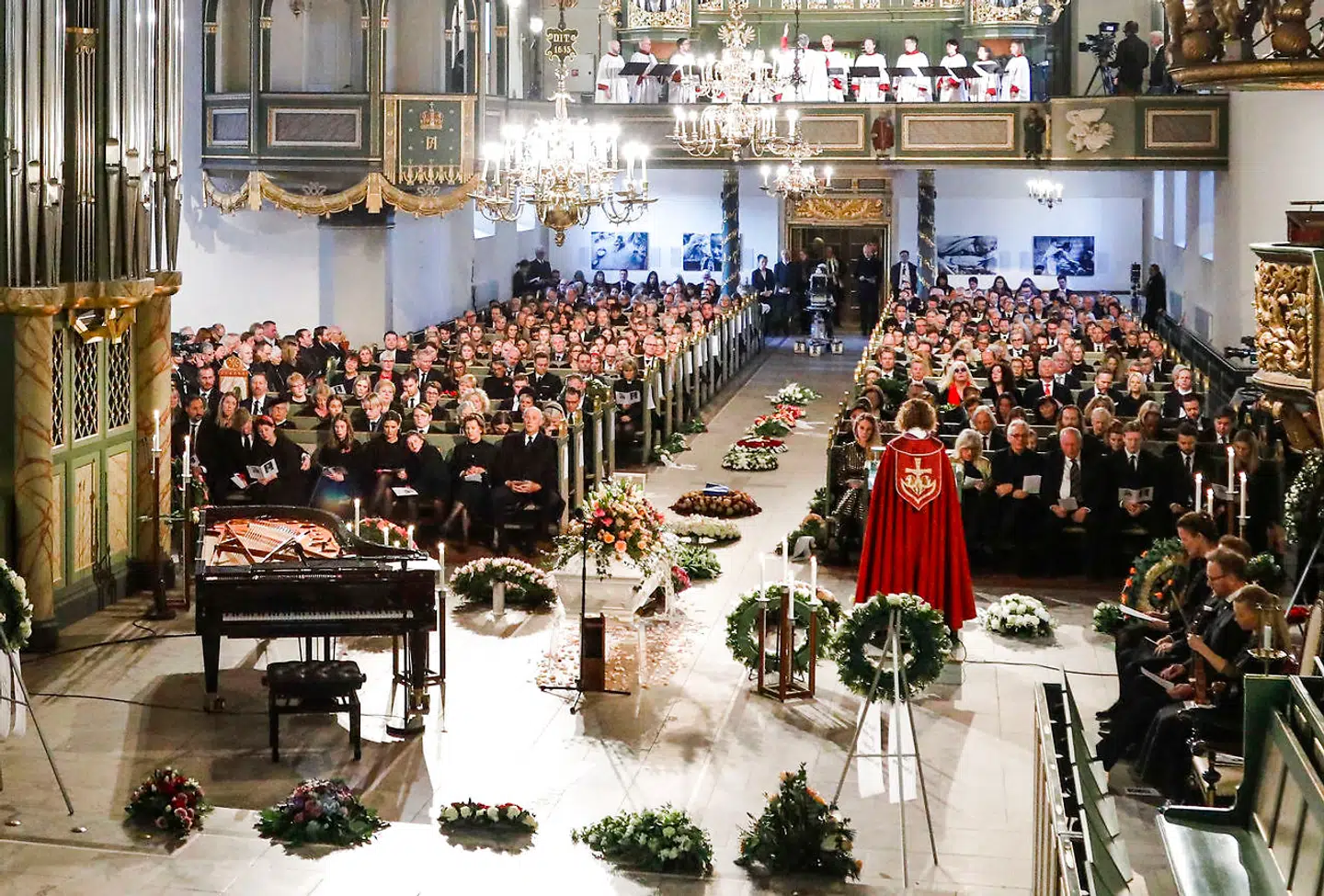 ARKIVFOTO fra bisættelsen.