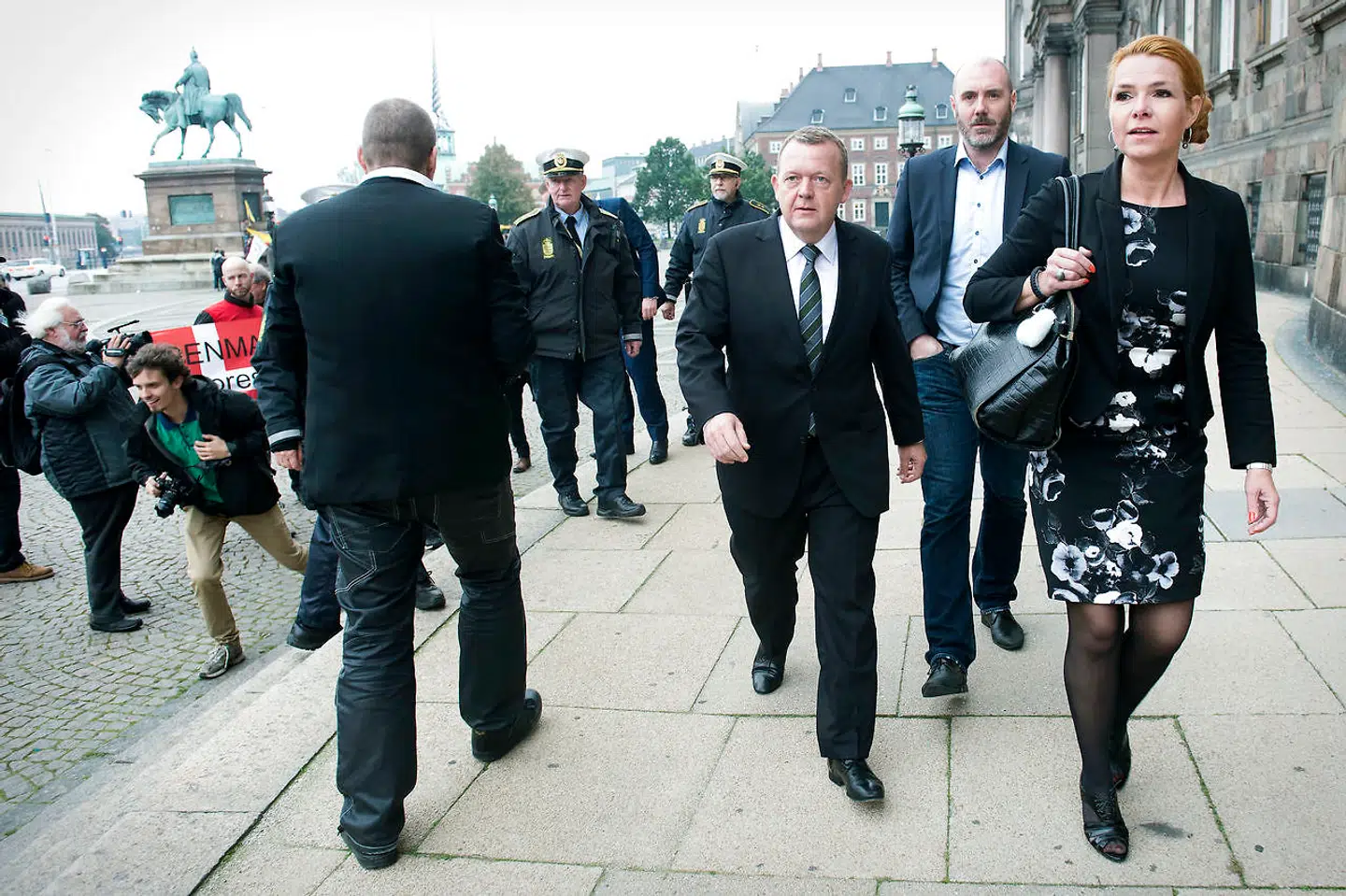Christian Hüttemeier kender Venstre som sin egen bukselomme. Her med Lars Løkke Rasmssen og Inger Støjberg ved Folketingets åbning, oktober 2014.