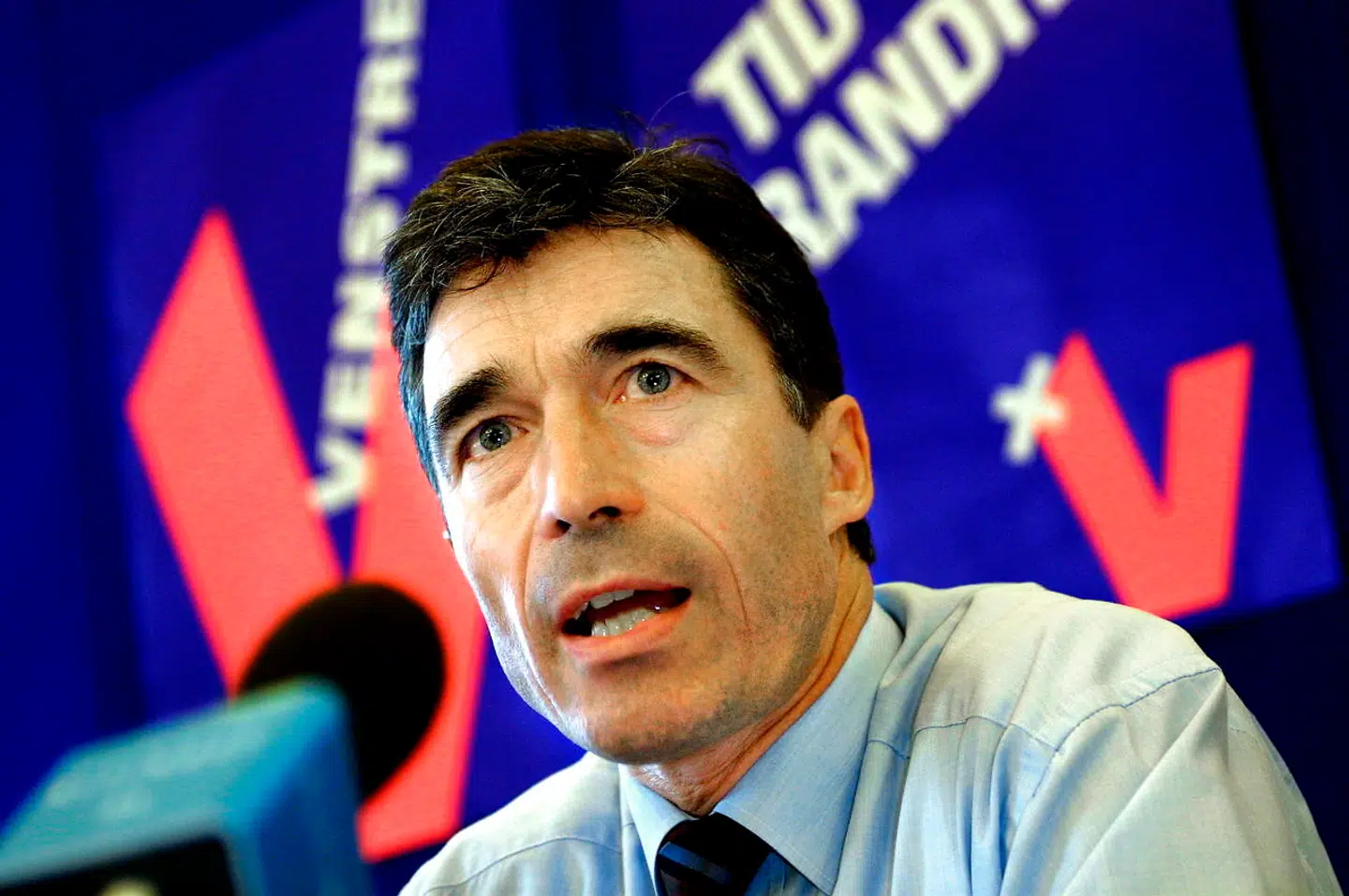 Anders Fogh Rasmussen i 2001, da han vinder en jordskredssejr