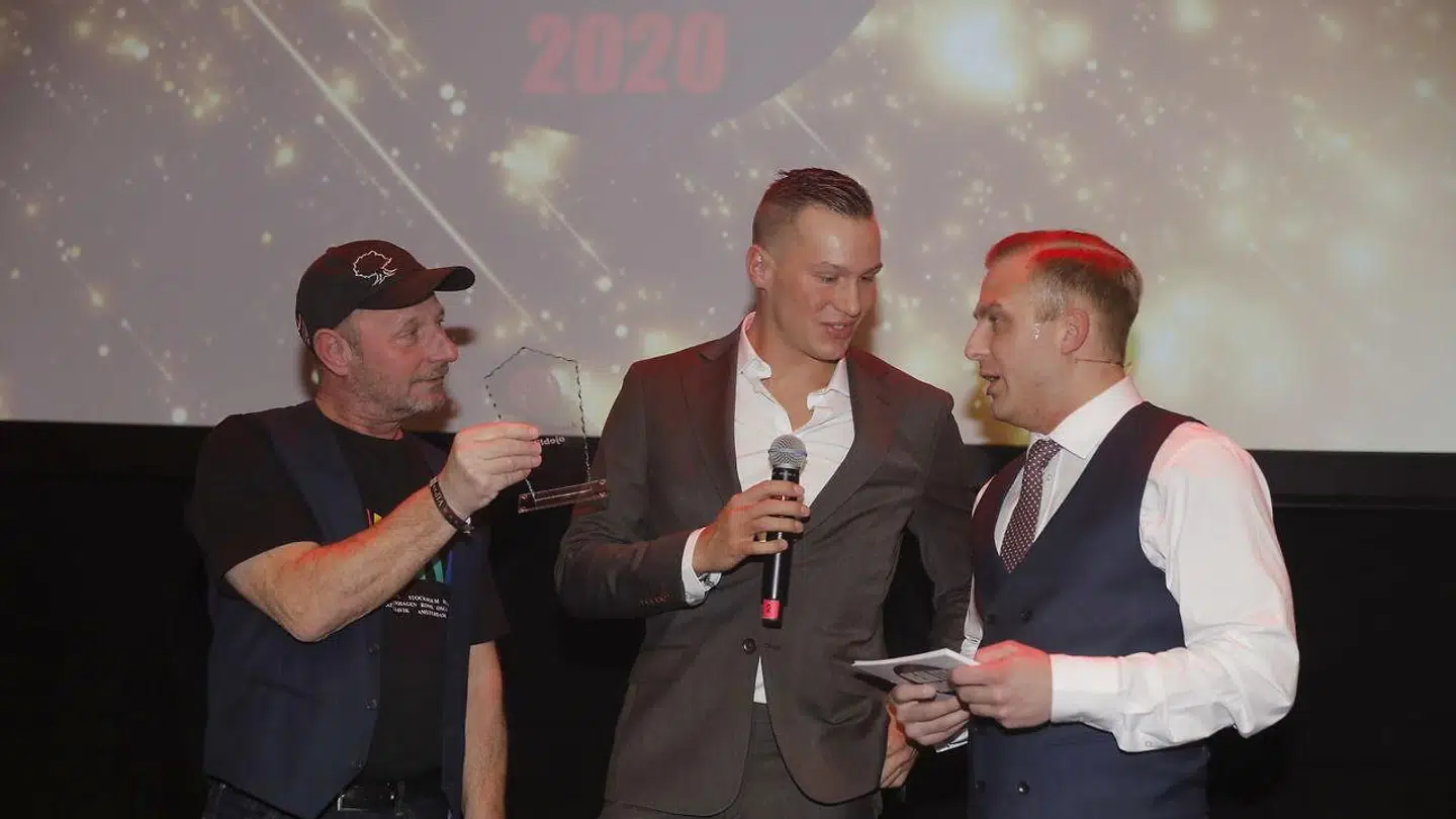 Michael Sommer på scenen ved 'Reality Awards 2020'.