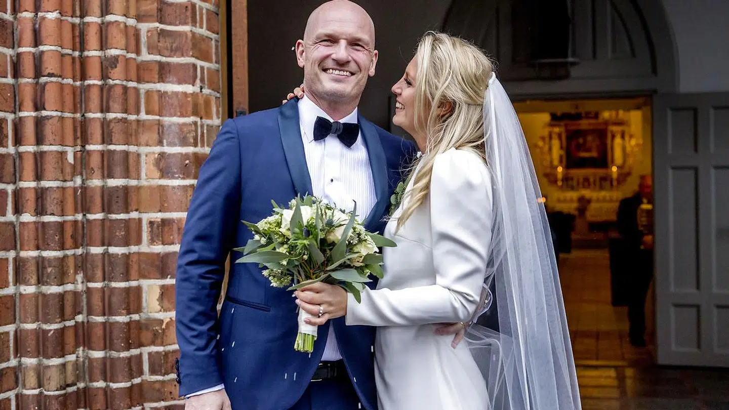 De to tv-værter fra TV2 og DR Lasse Sjørslev og Josefine Høgh blev lørdag den 28. december 2019 gift i Sankt Laurentii Kirke i Kerteminde på Fyn.