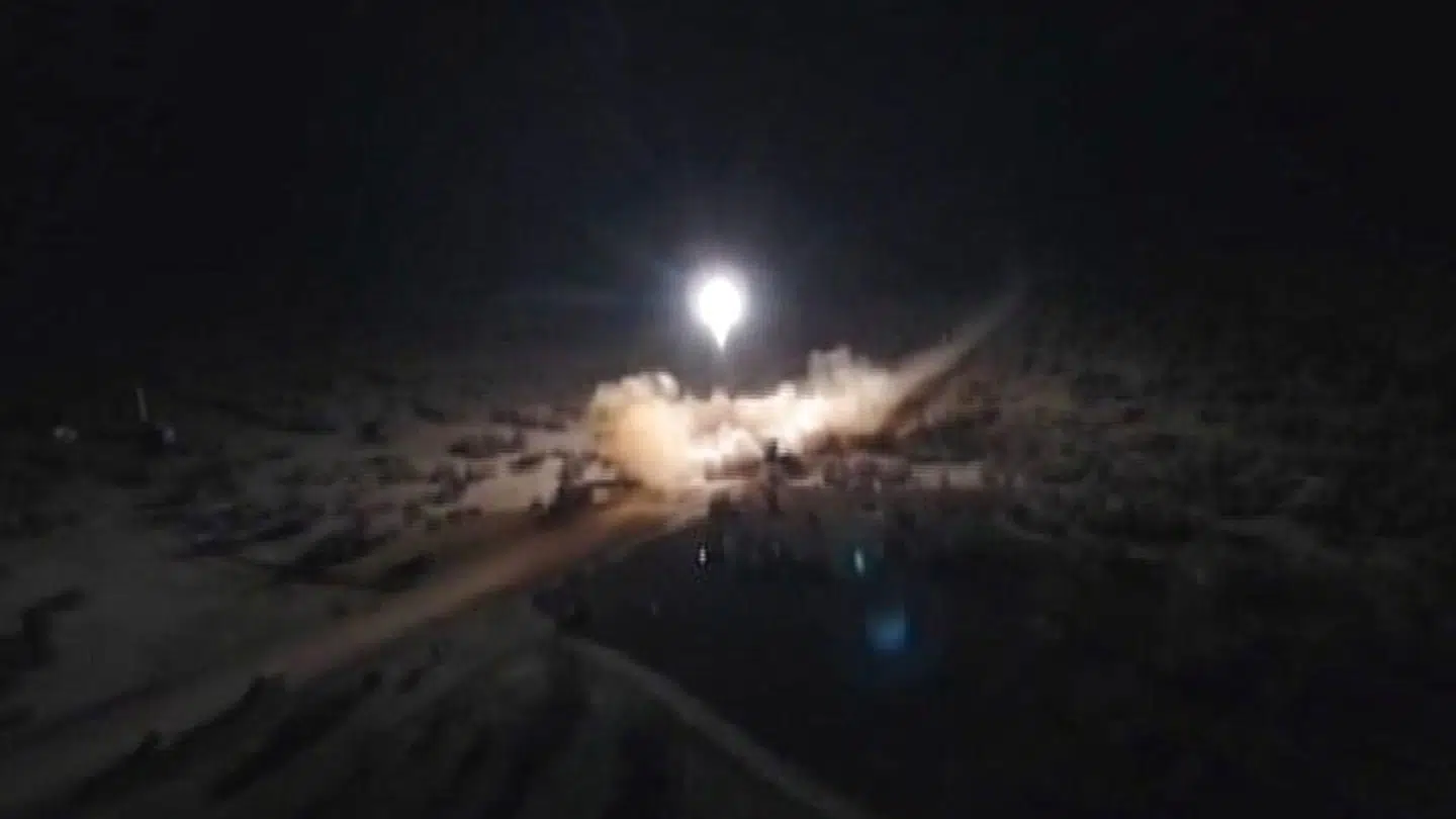 Billede fra angrebet på militærbasen. Et billede delt af presse ejet af den iranske stat.