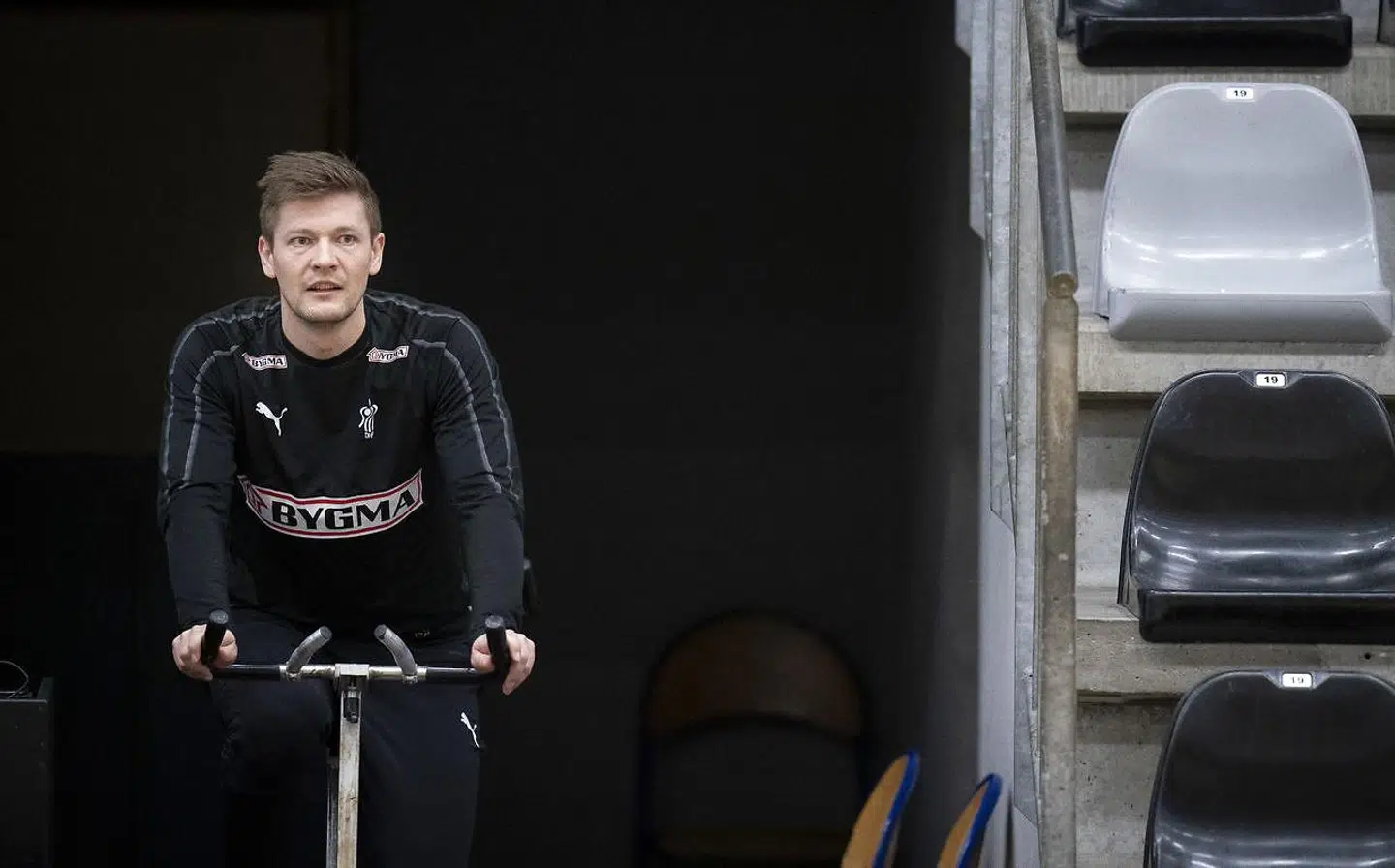 Lasse Svan trænede for sig selv under dagens træning.
