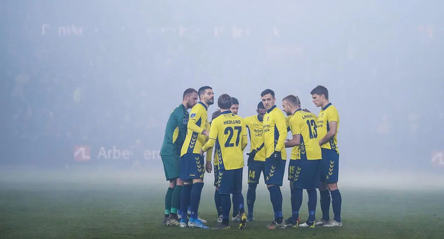 Brøndbys spillere før superligakampen mellem Brøndby IF og FC Midtjylland.