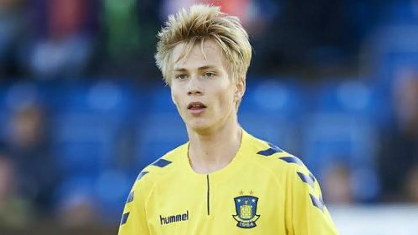 Magnus Warming ryger til Lyngby fra Brøndby.