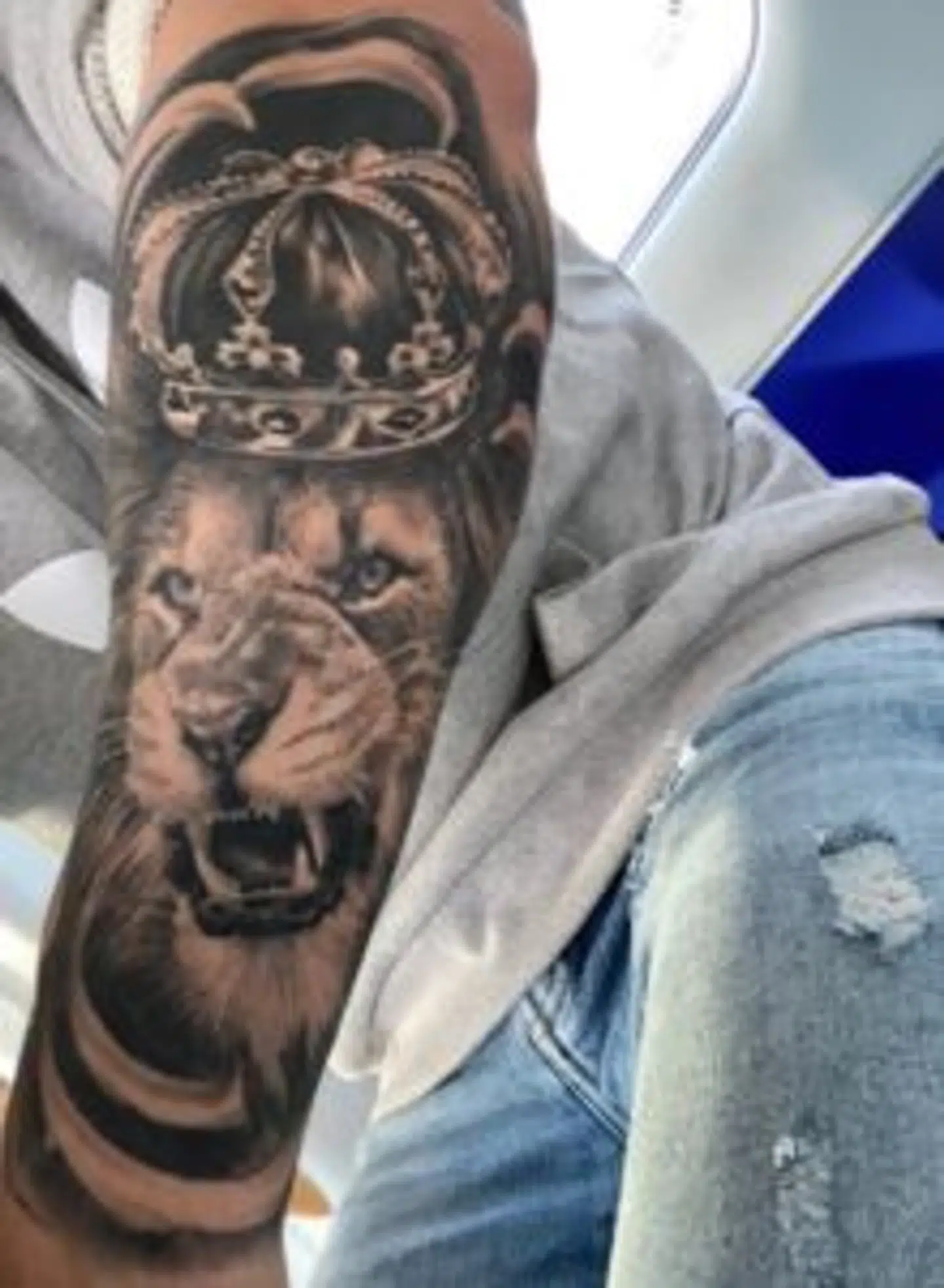 Teiturs fjerde tatovering, som symboliserer kongen i junglen (Foto: privat)