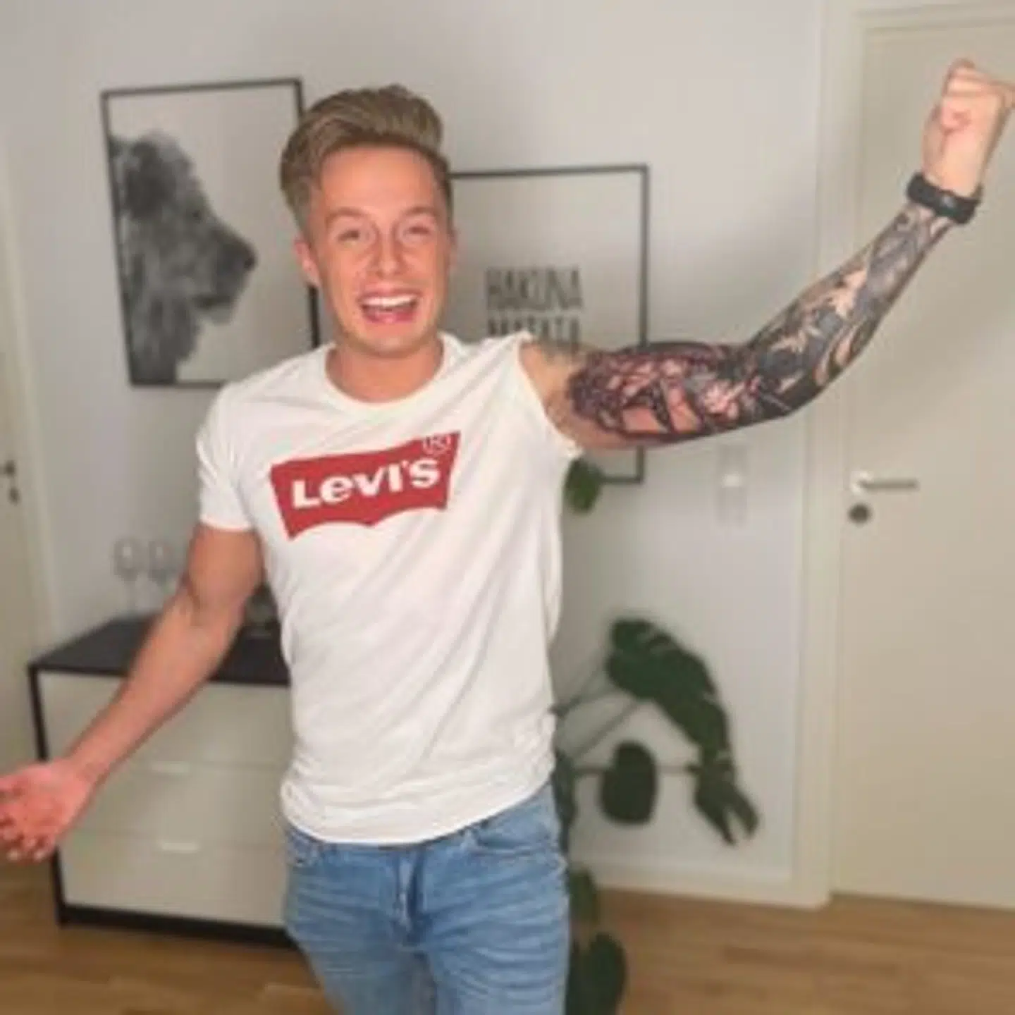 Teiturs femte tatovering, der minder han om Færøerne og sin far (Foto: Privat)