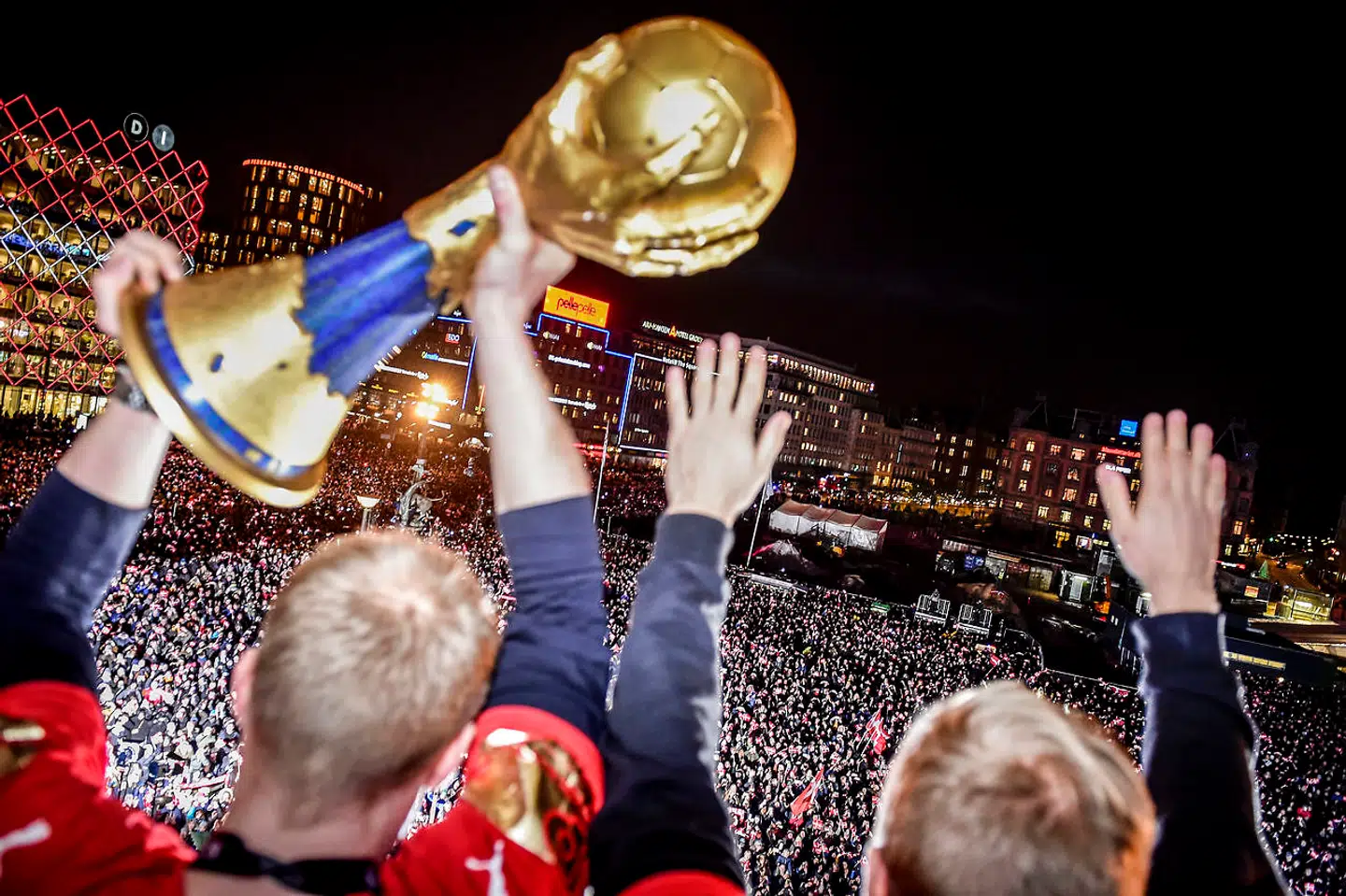 Det danske herrelandshold, der vandt guld i VM i håndbold, hyldes på Københavns Rådhusplads, mandag den 28. januar 2019. (Foto: Mads Claus Rasmussen/Ritzau Scanpix)