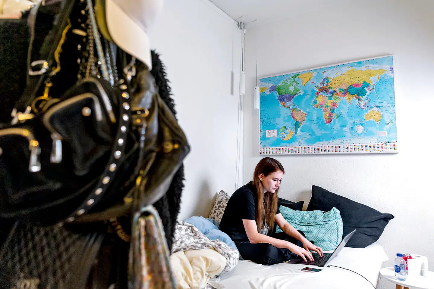 23-årige Marie Wendell har fået delt nøgenbilleder på nettet mod sin vilje.