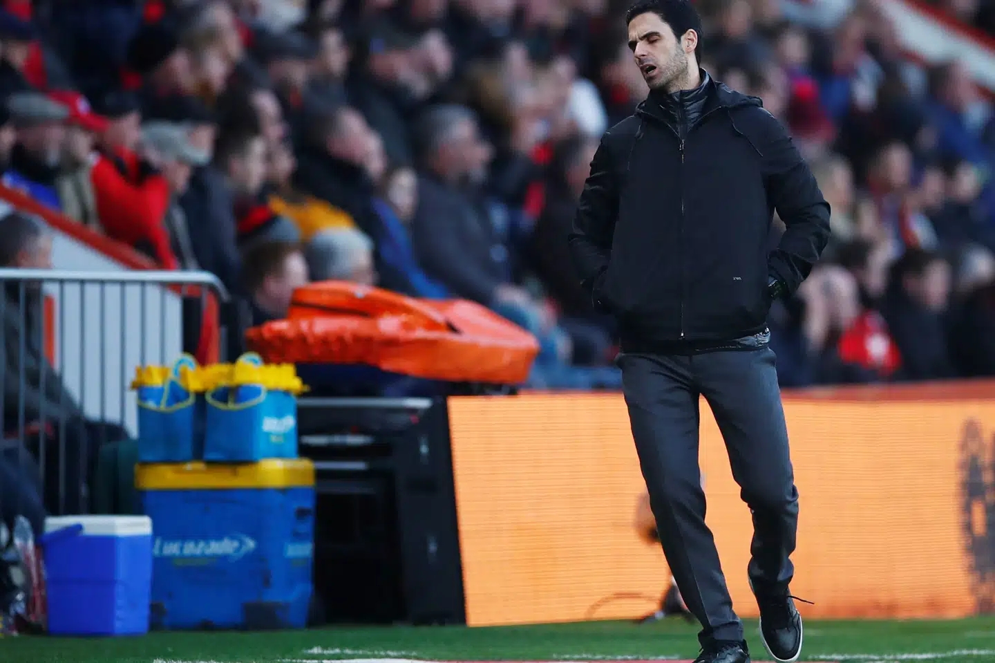 Mikel Arteta måtte gentagne gange ærgre sig over dumme Arsenal-løsninger på den forreste del af banen. Eddie Keogh/Reuters