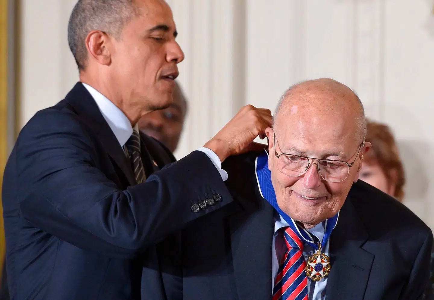 Den nu afdøde John Dingell var én af Barack Obamas gode venner ... og partifæller.
